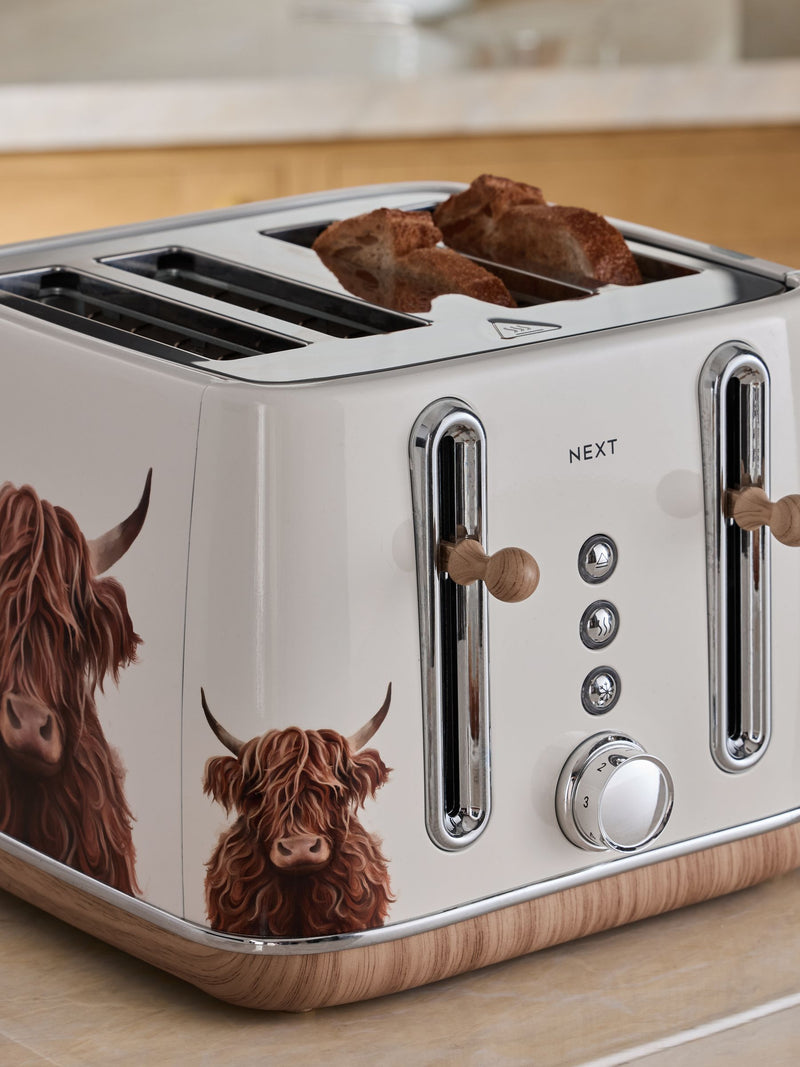 Cream Hamish 4 slice toaster, imported from the UK