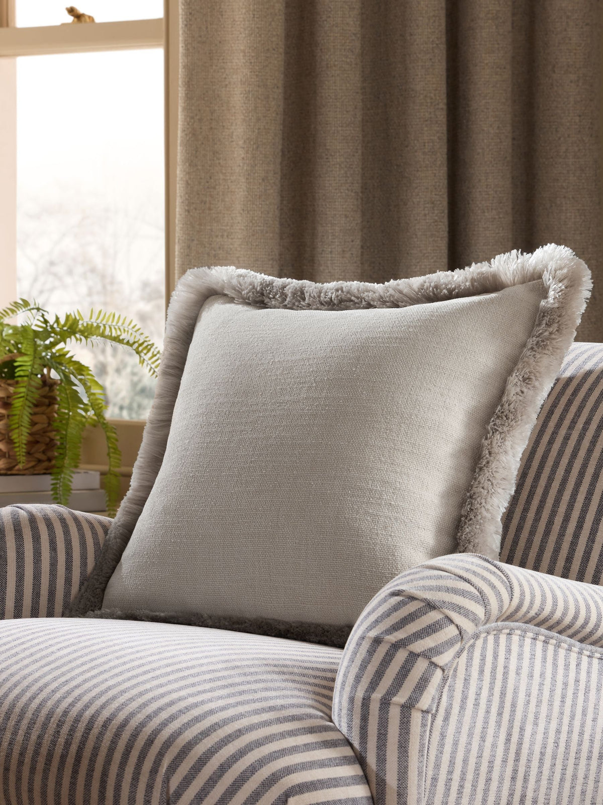 Chunky fringe velvet chenille cushion 50x50cm, UK version