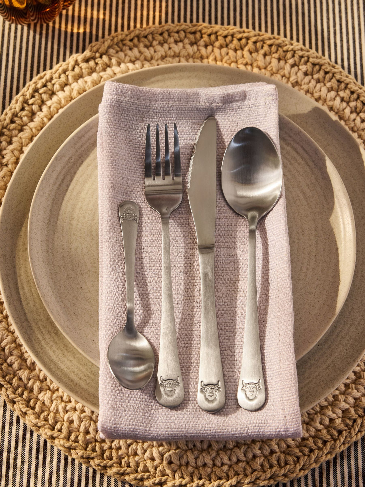 16-Piece Brushed Silver Cutlery Set Featuring Highland Cow Design, UK version