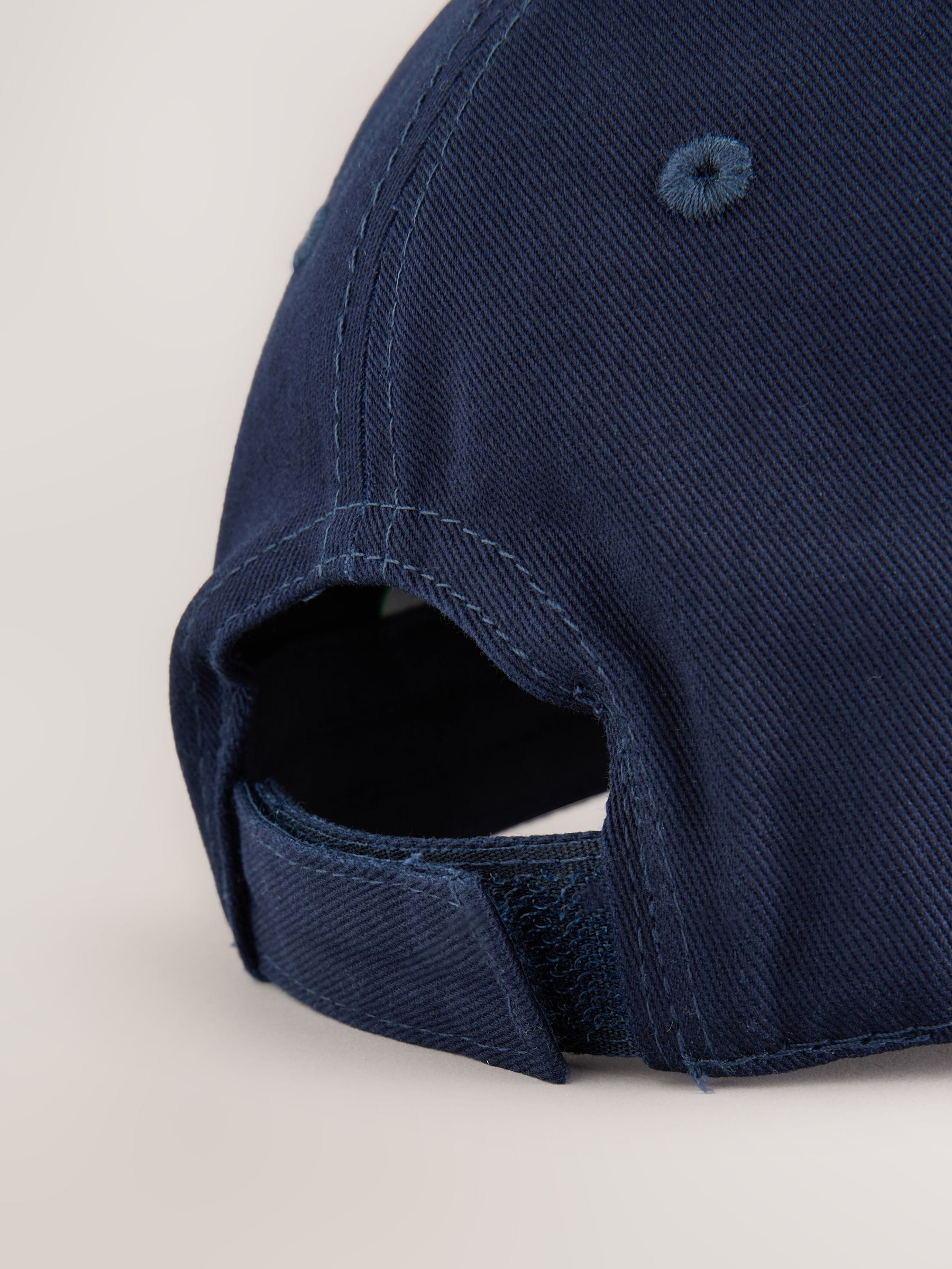Navy blue stag hat for children ages 1 to 16 (British brand)
