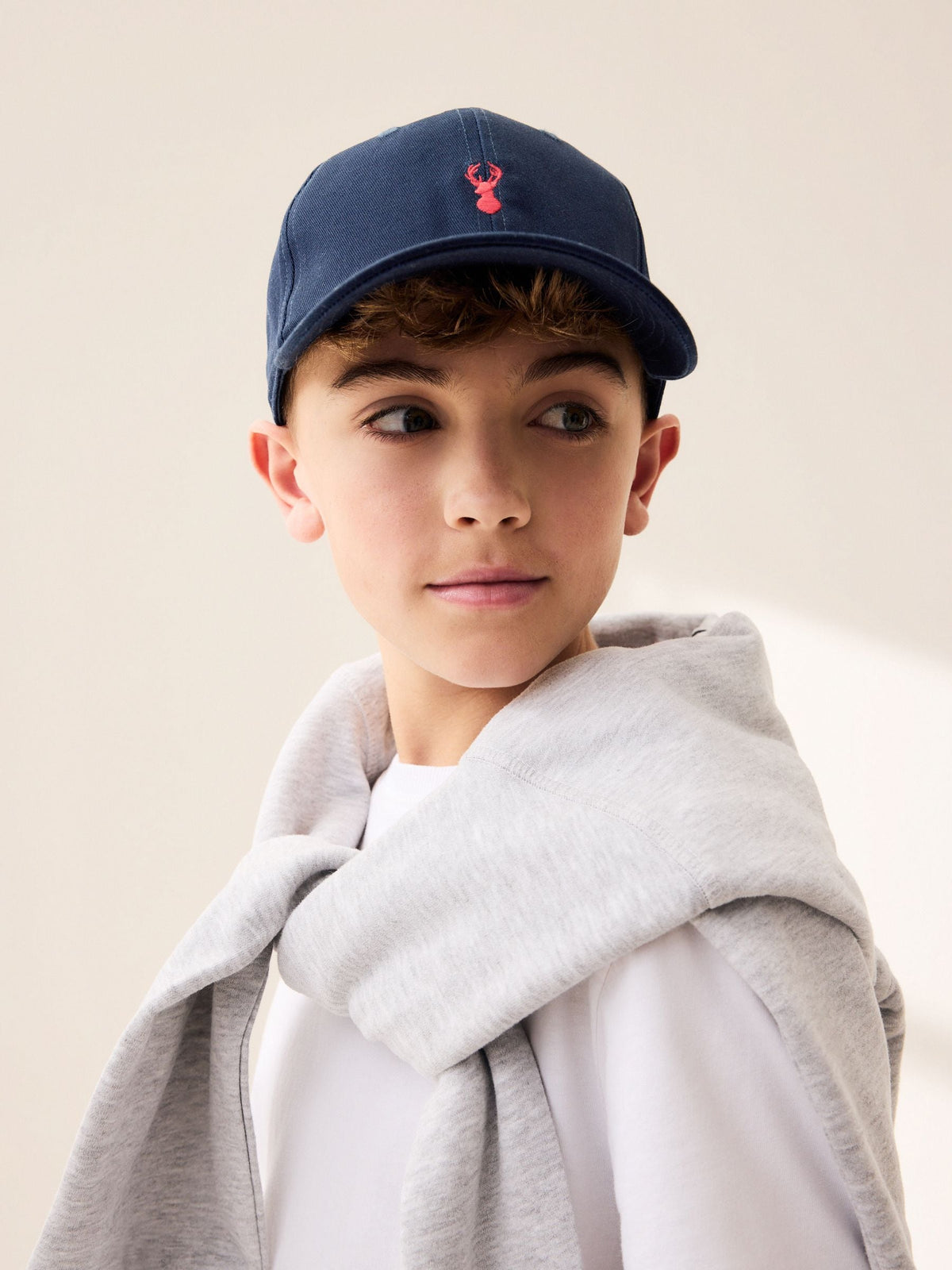 Navy blue stag hat for children ages 1 to 16 (British brand)