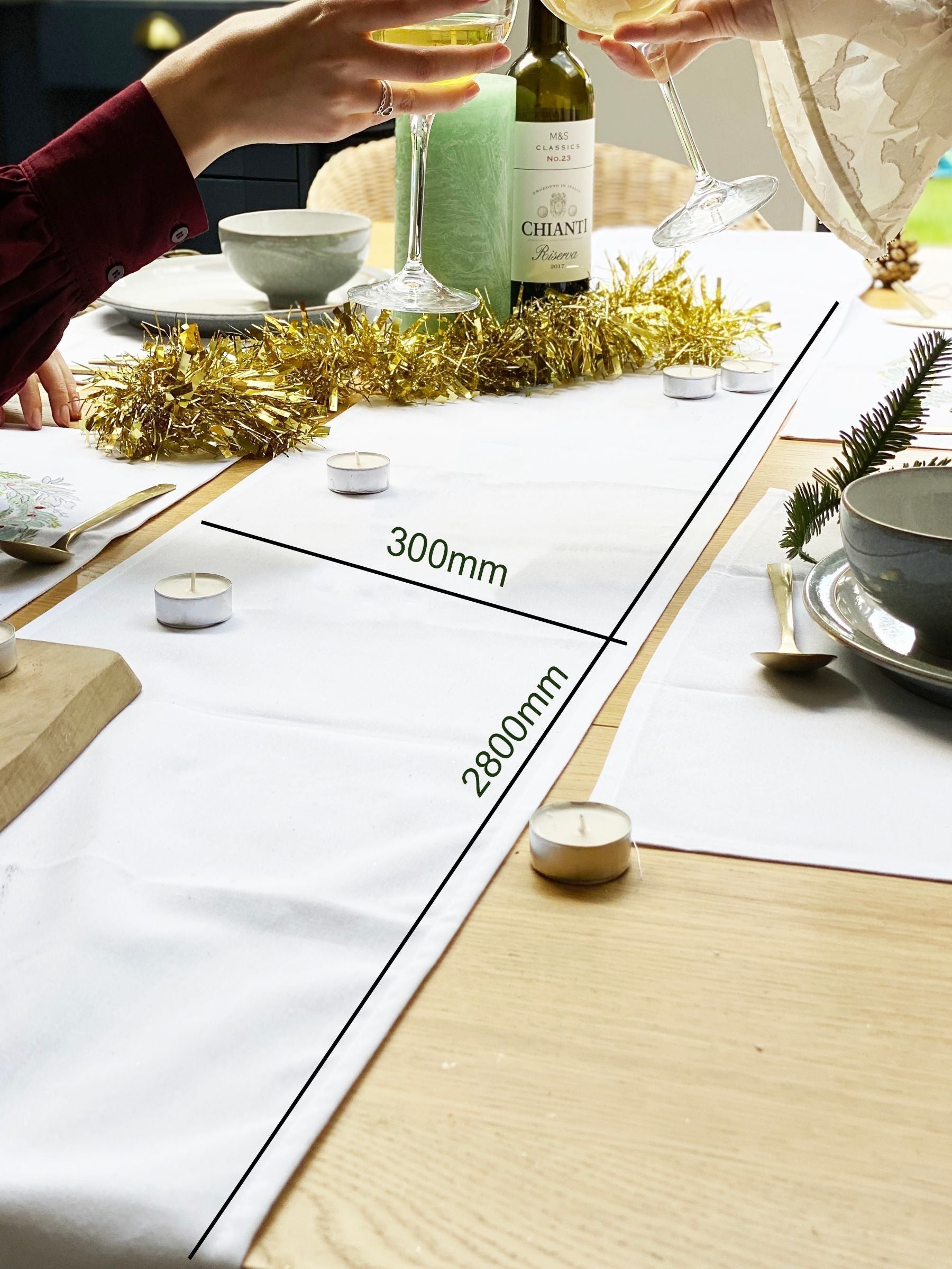 Solesmith Christmas wreath placemat, UK version