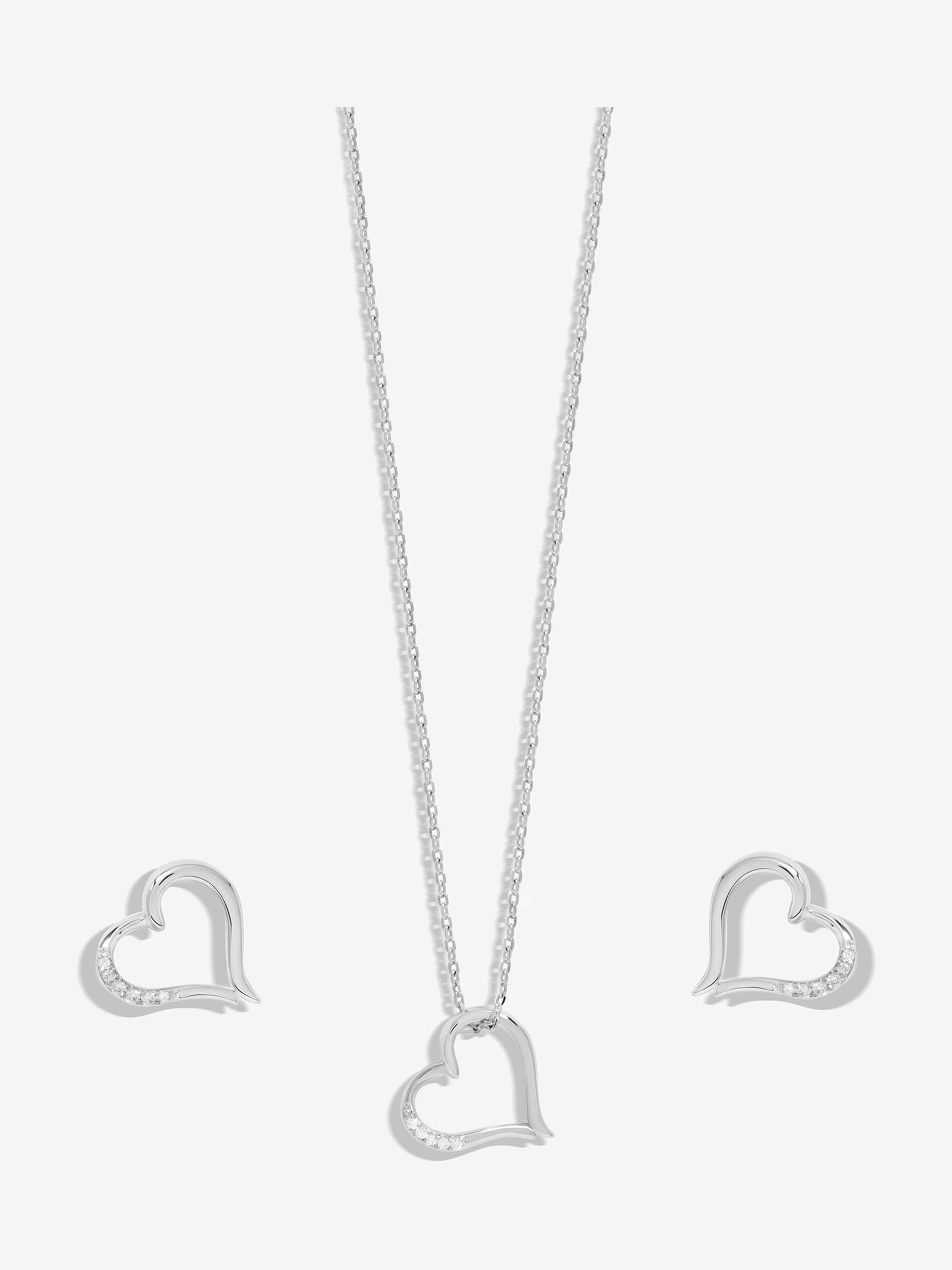 Heart Pendant Set in Silver Tone