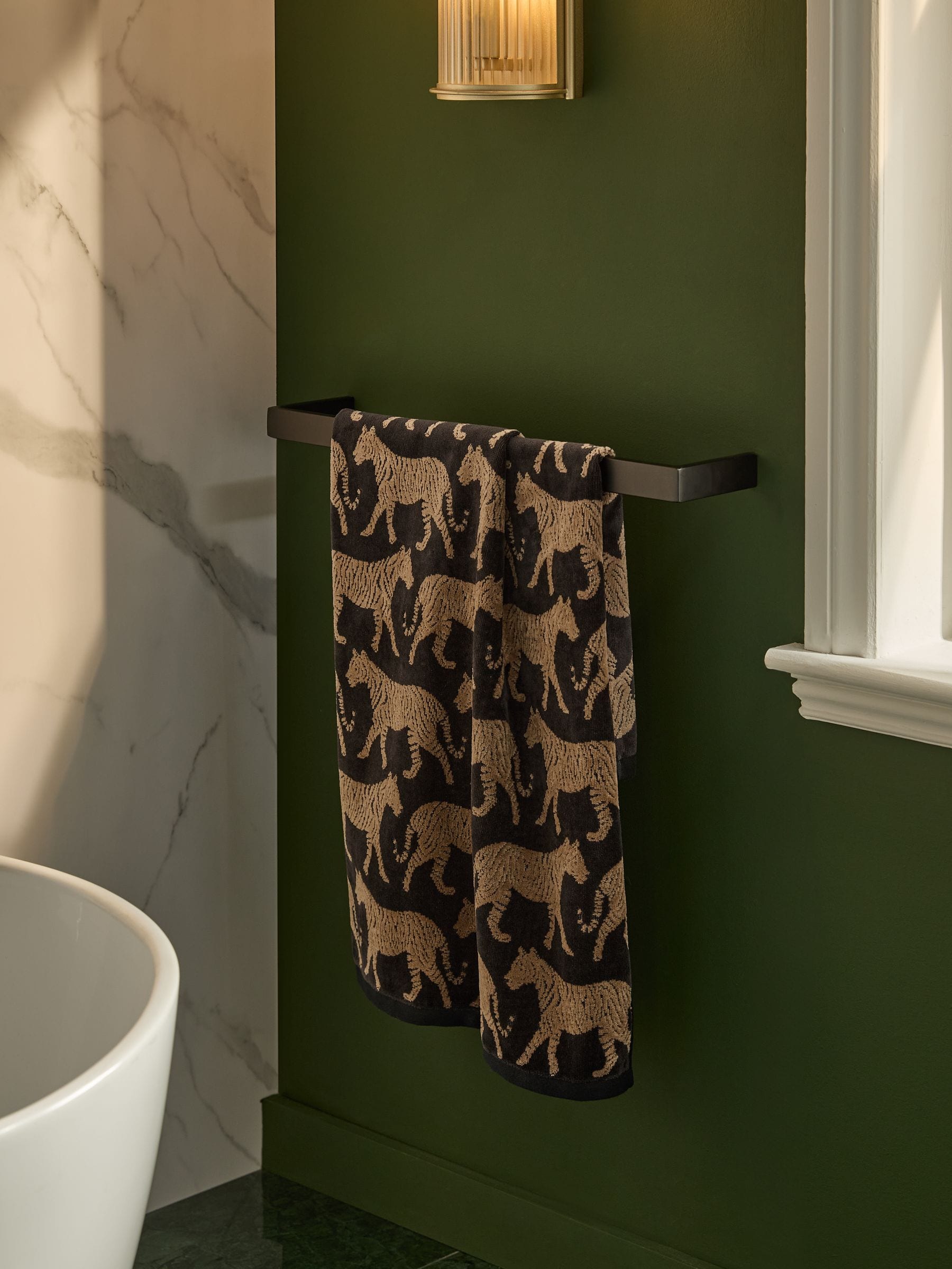 Black Tiger 100% cotton towel (British brand)