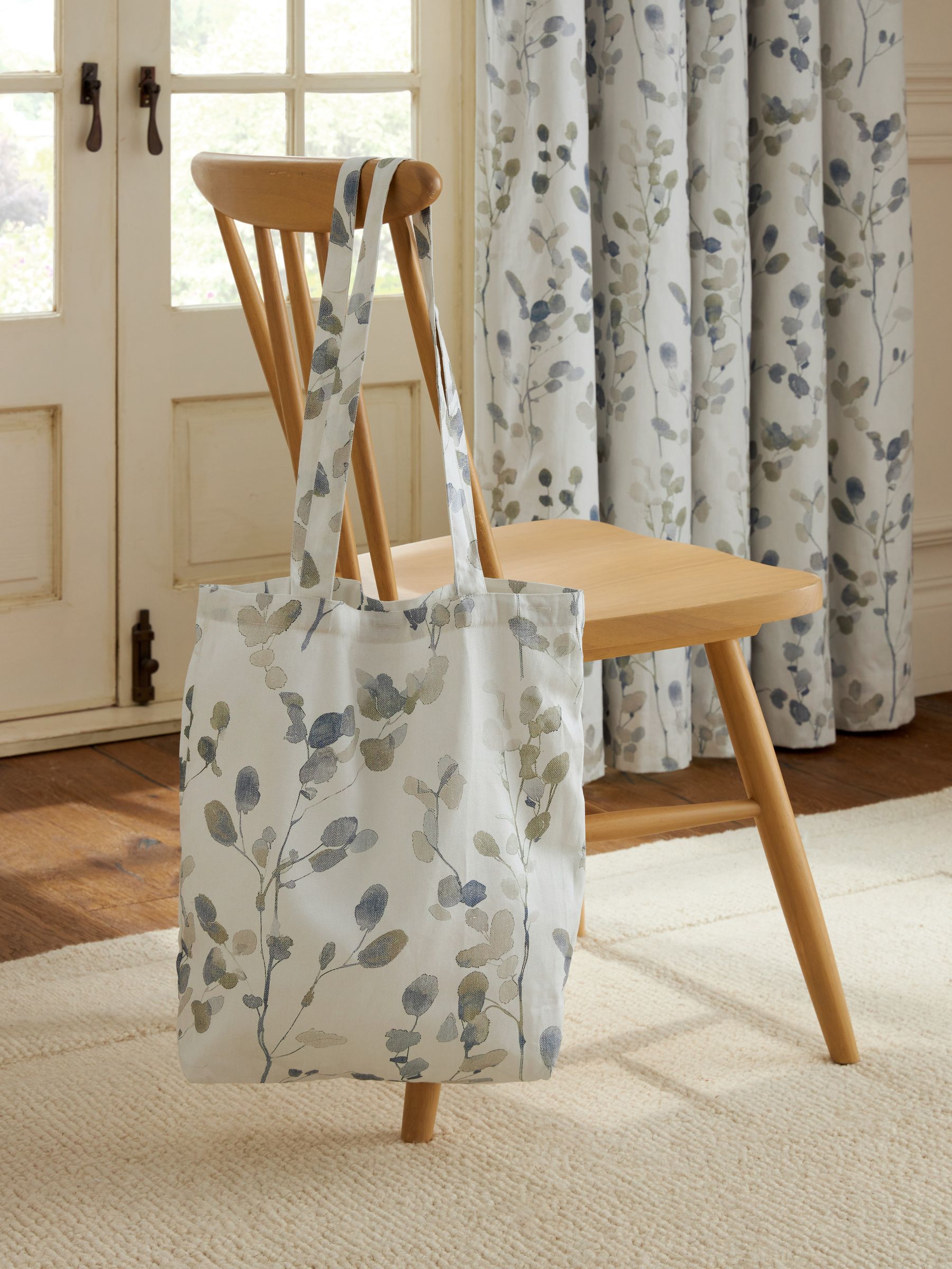 Honesty Leaf floral print blackout thermal curtains, UK version