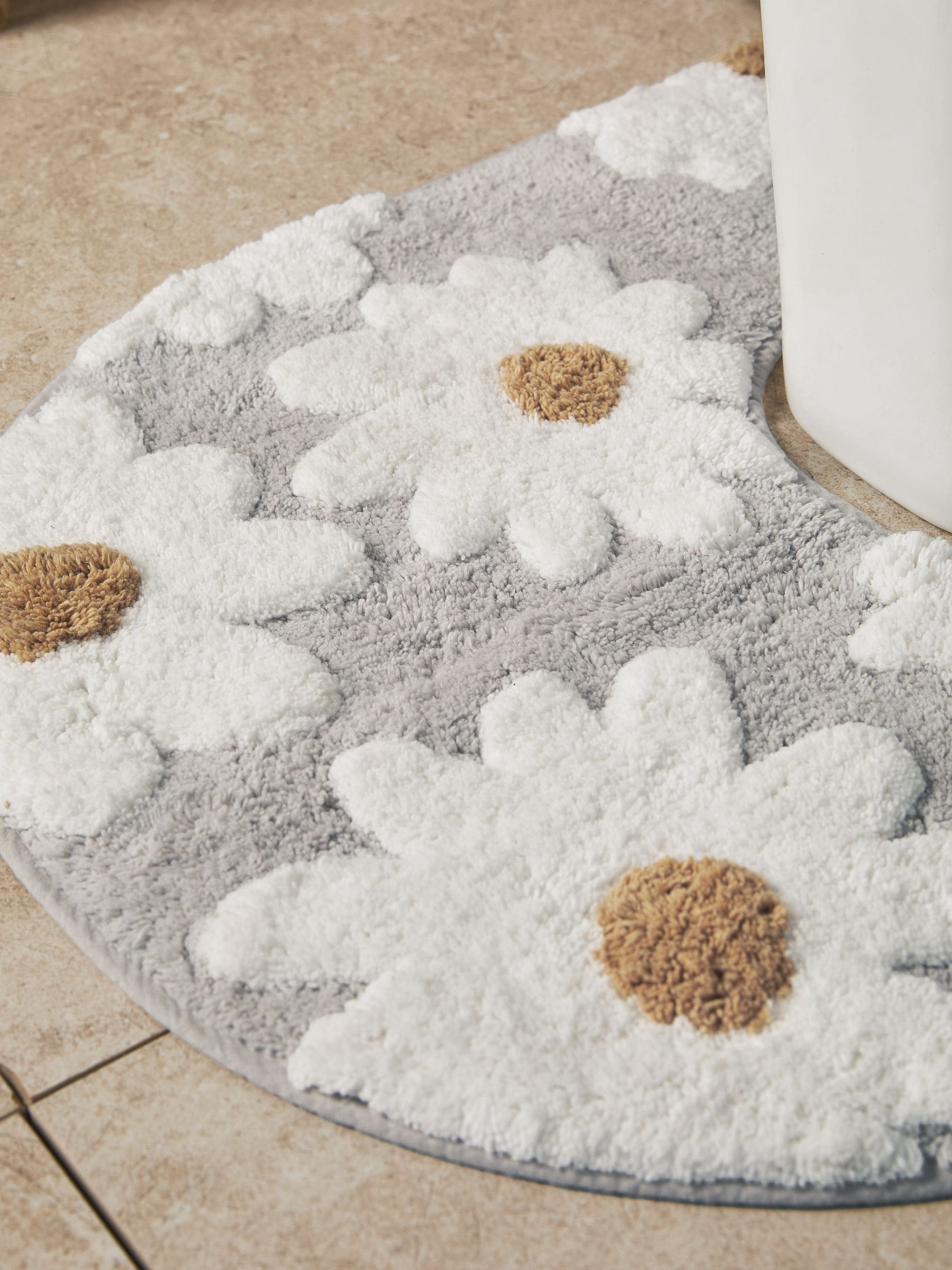 Natural Grey Daisy bath mat 50x80cm - British product