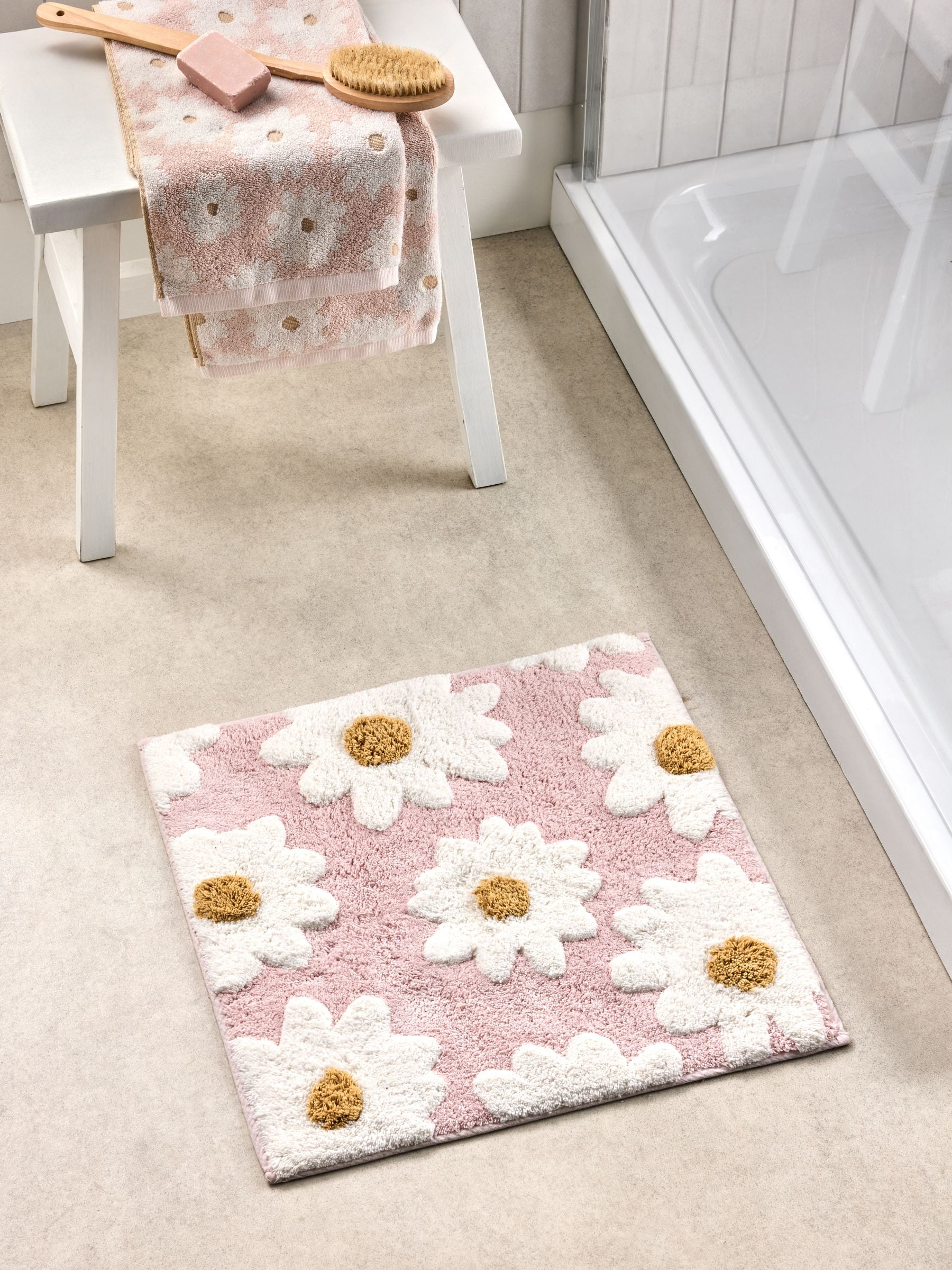 Natural Grey Daisy 100% Cotton Bath Mat