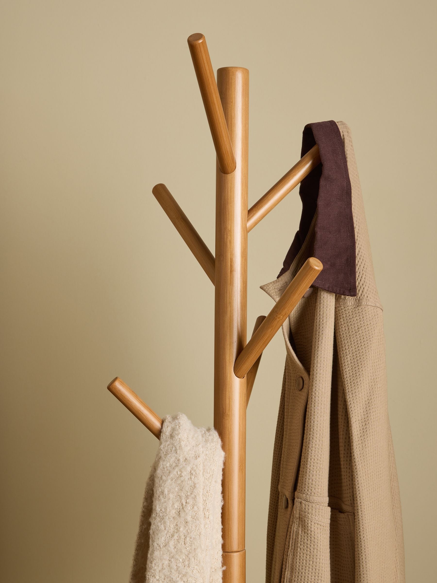 Natural Hamish the Highland Cow coat stand, UK version