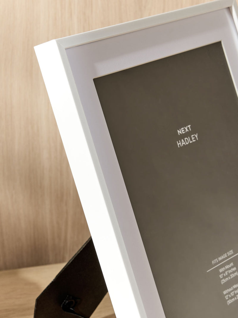 White Hadley poster frame (British brand)