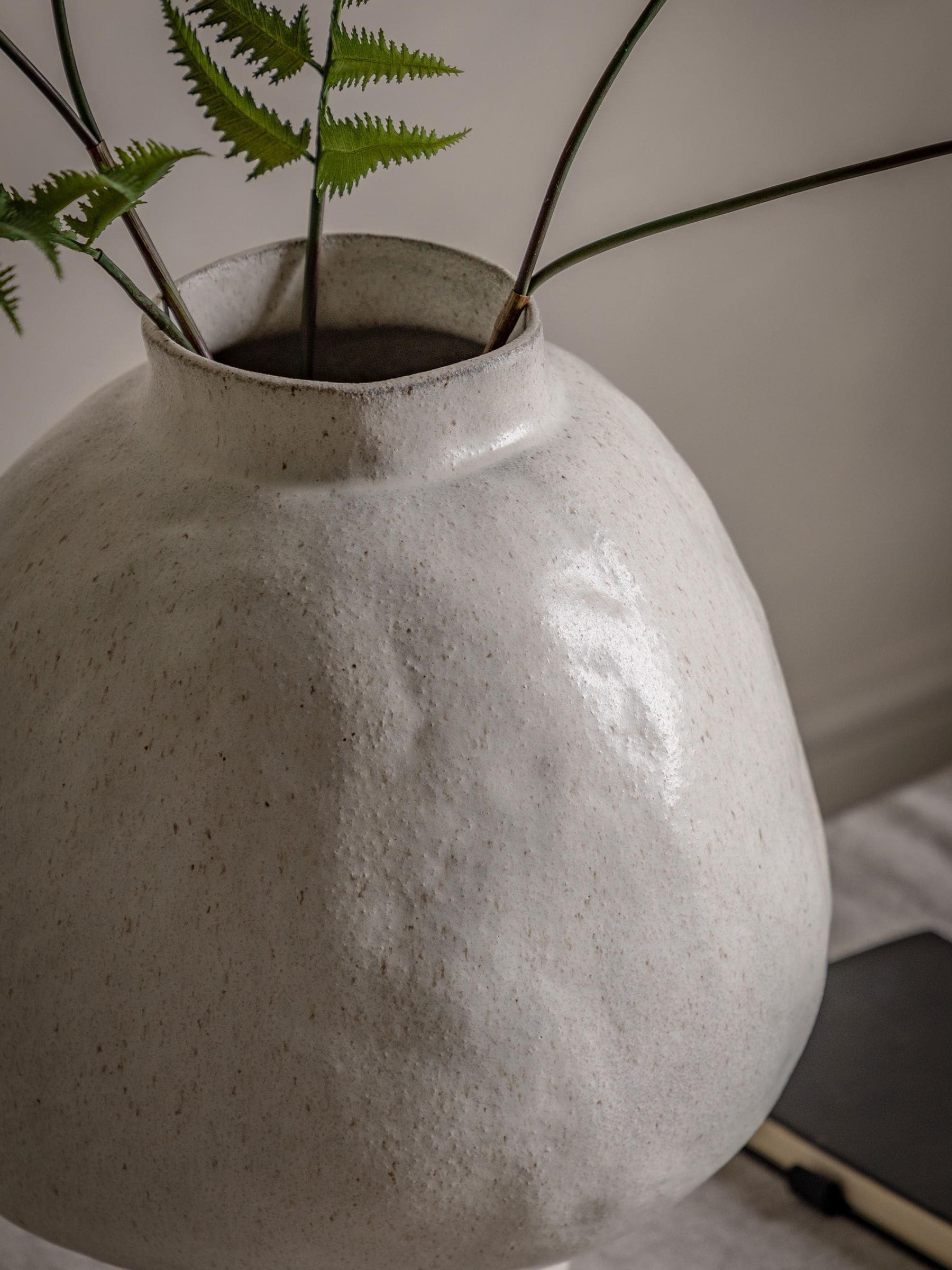 Gallery Home cream Jamal vase, imported from the UK