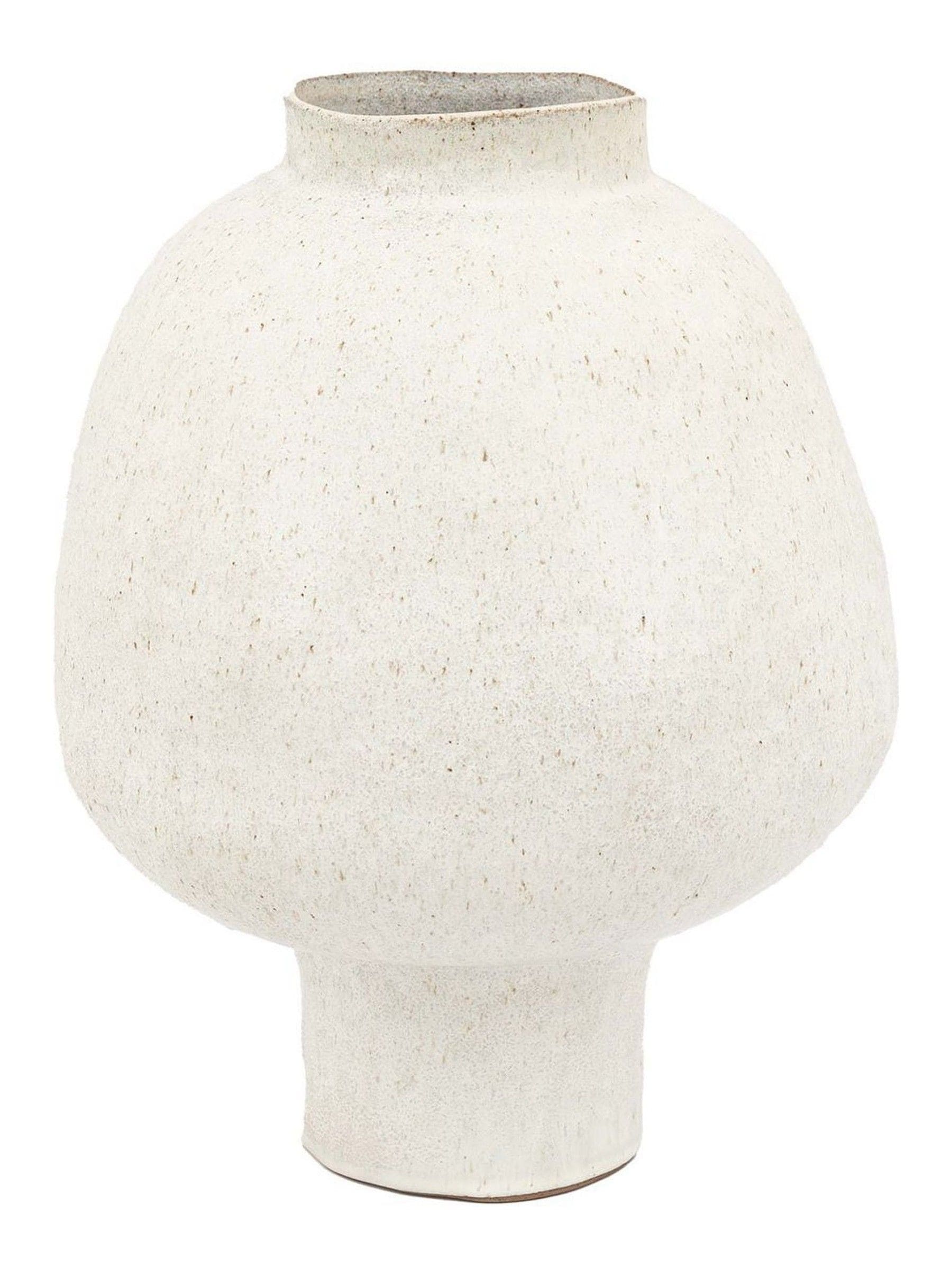 Gallery Home cream Jamal vase, imported from the UK
