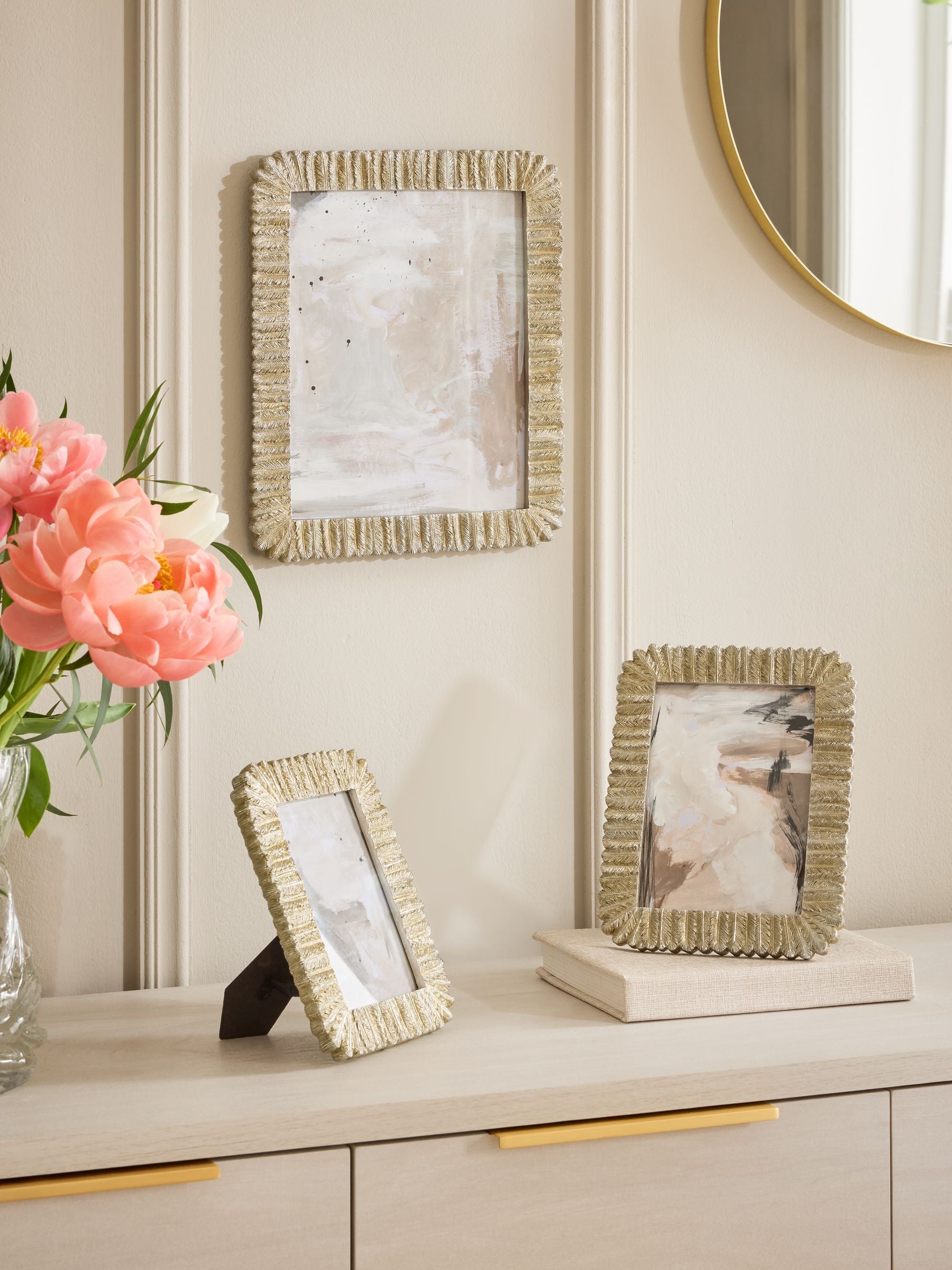 Silver feather photo frame suitable for wall or free-standing display (British brand)