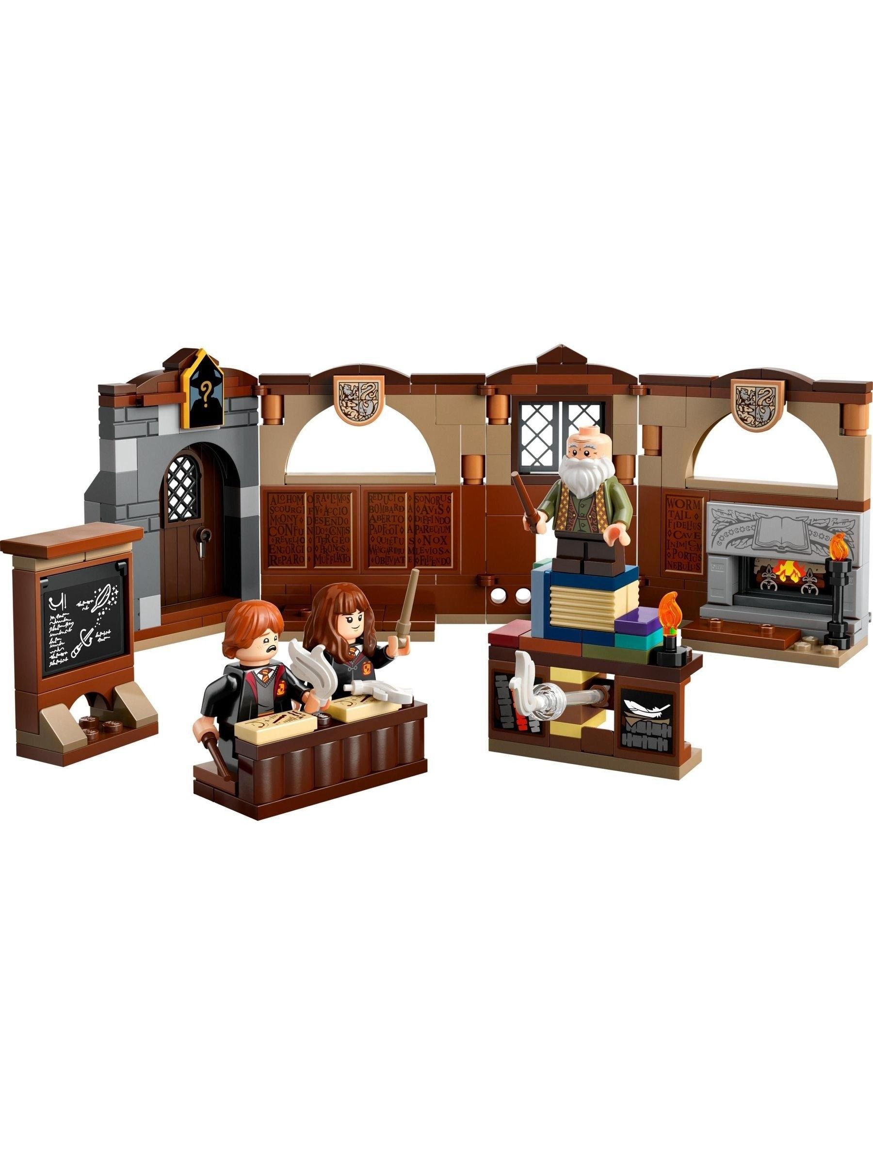 LEGO Harry Potter Hogwarts Castle Charms Class building set, UK version