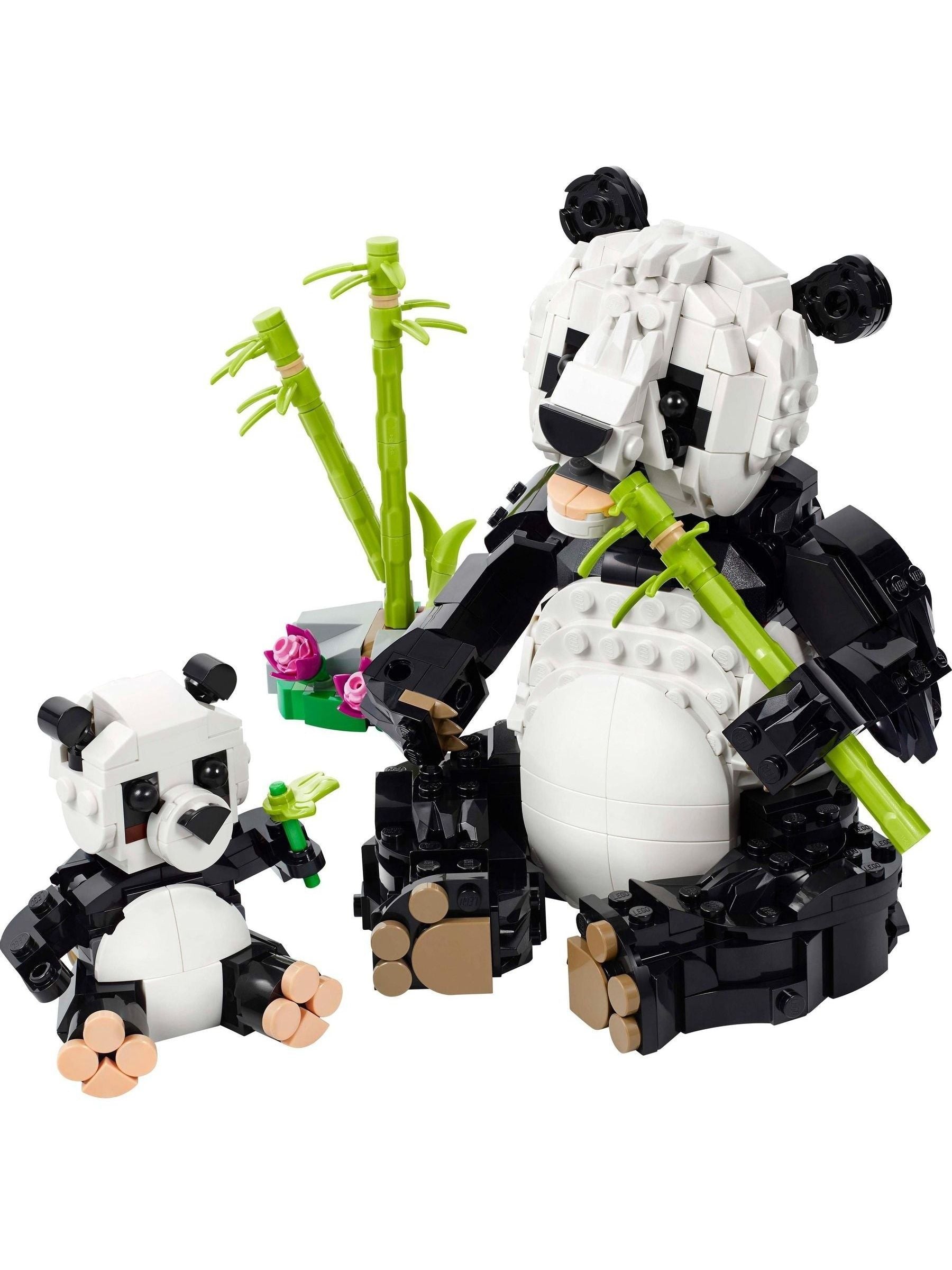 LEGO Creator 3in1 Panda Family building toy, UK version