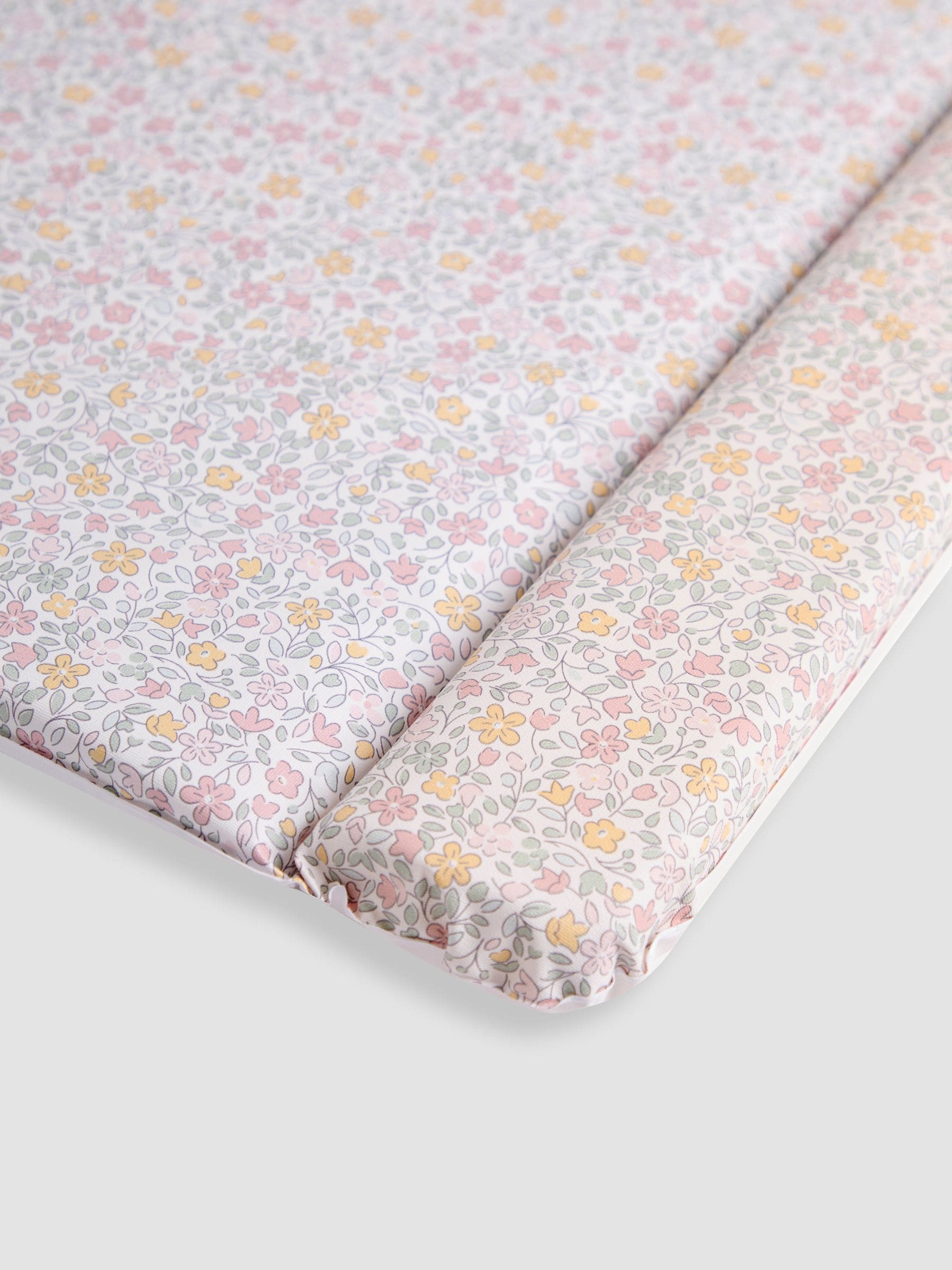 JoJo Maman Bébé vintage floral changing mat 70x50cm (British brand)