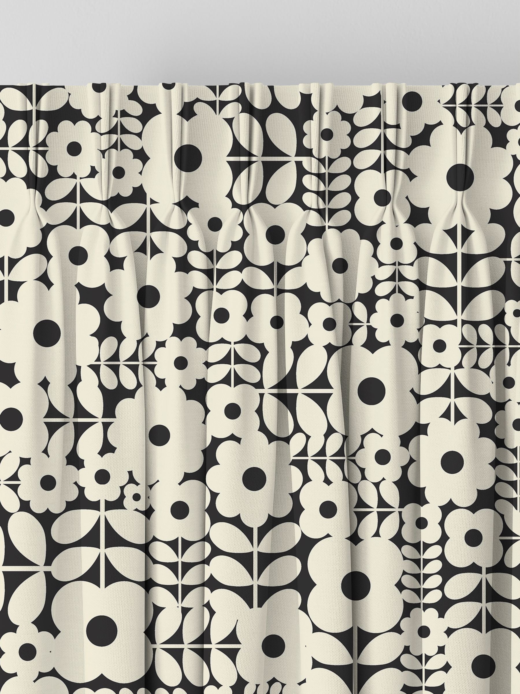 Orla Kiely criss-cross stem curtain in natural vintage lace, UK version