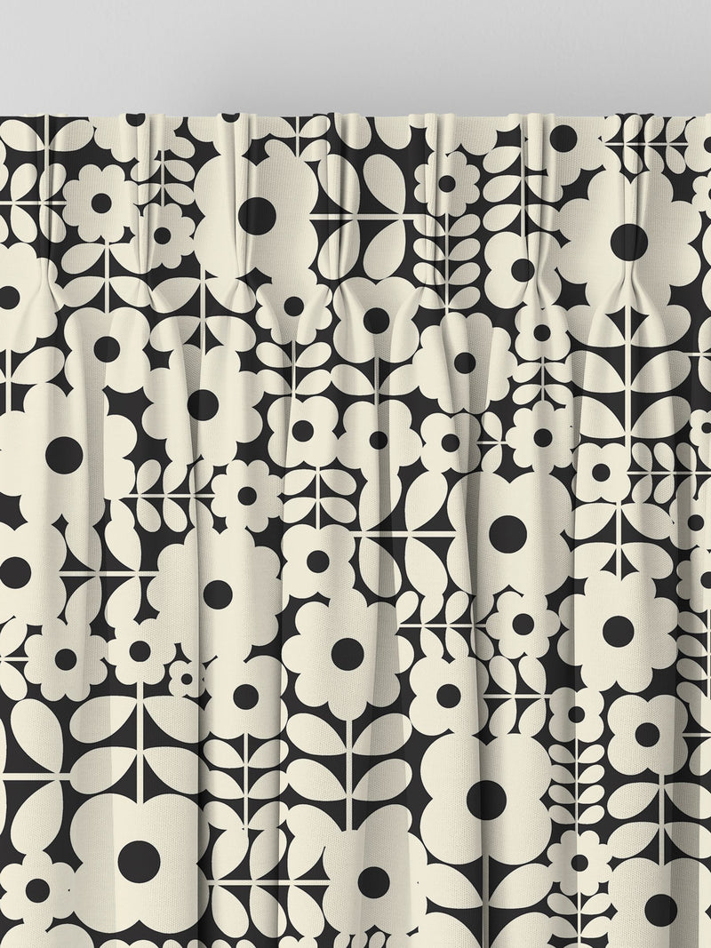 Orla Kiely criss-cross stem curtain in natural vintage lace, UK version