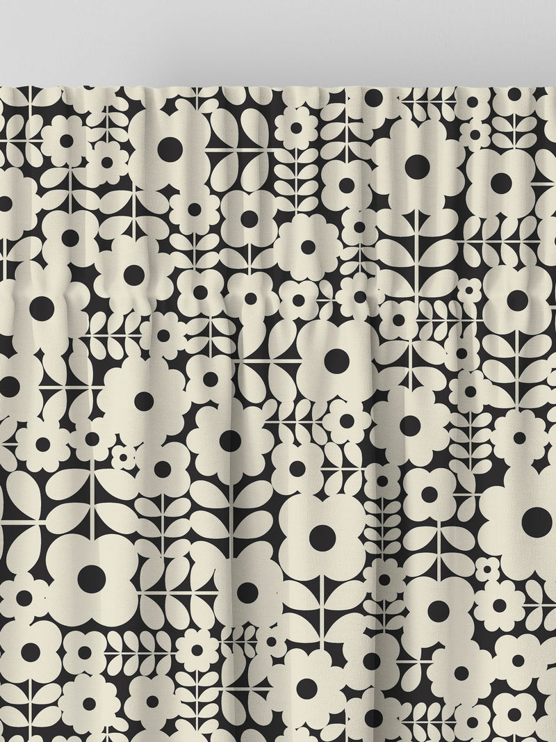 Orla Kiely criss-cross stem curtain in natural vintage lace, UK version