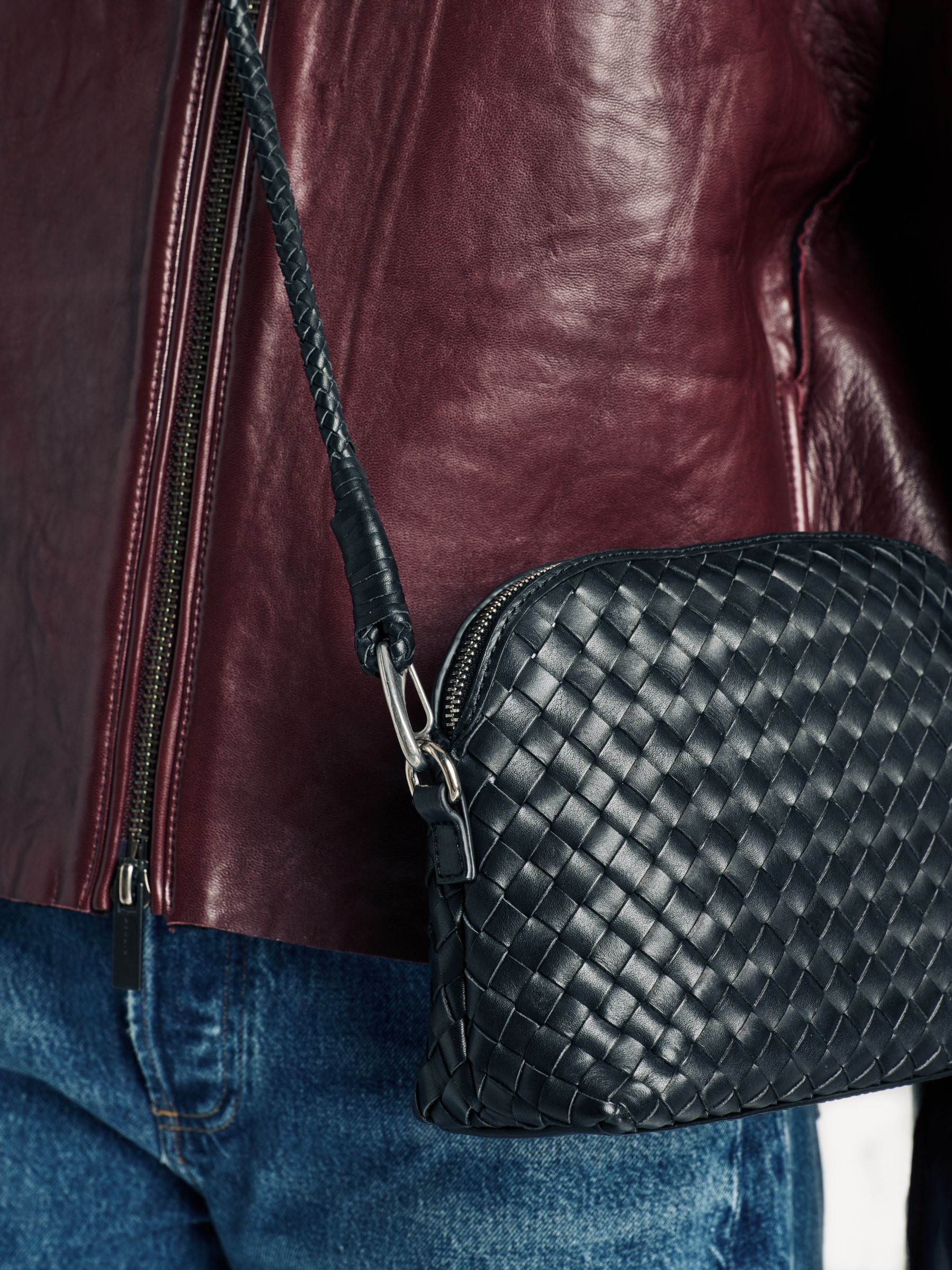 Dragon Diffusion Black Chunky Fellini Pochette Bag