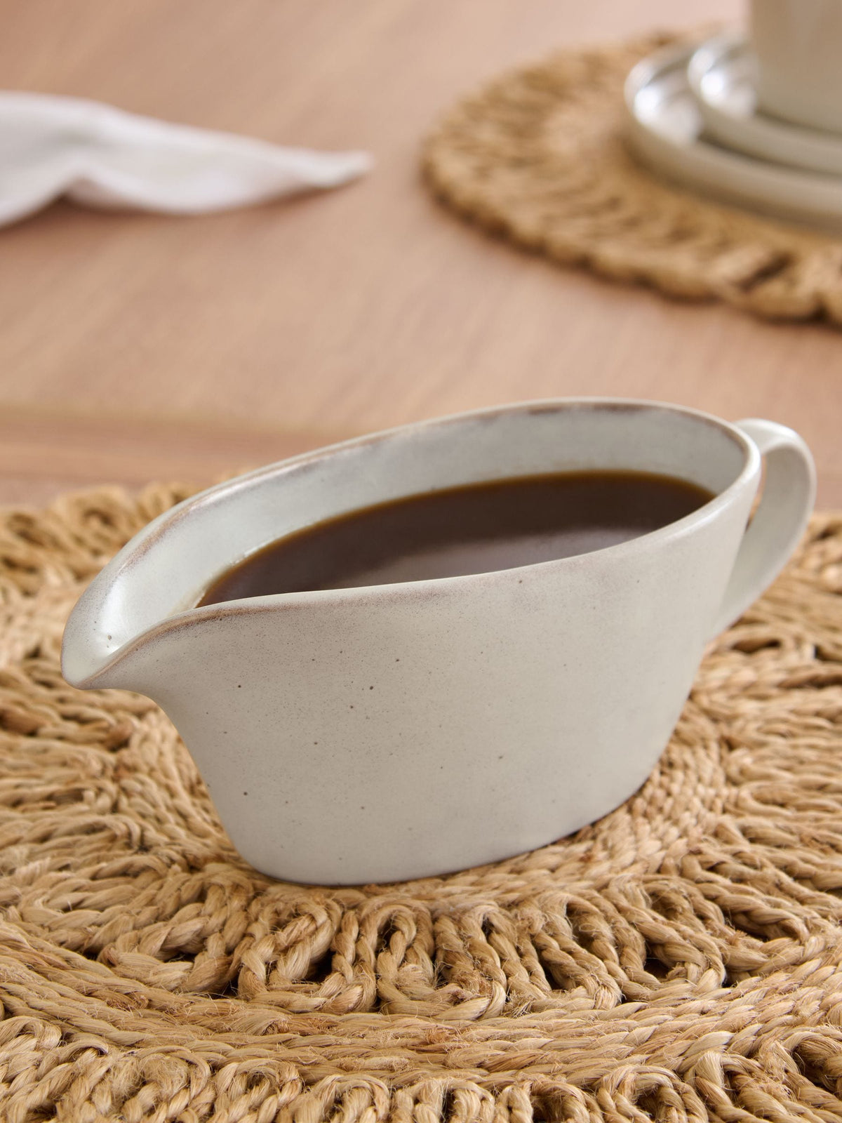 Natural Lana off-white gravy boat with reactive glaze, 24cm - British product