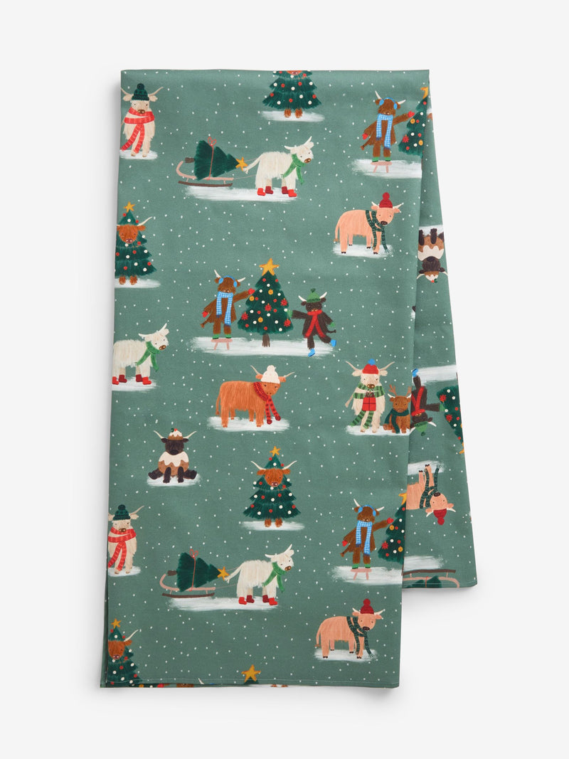 Green Christmas Hamish The Highland Cow Wipe Clean Tablecloth