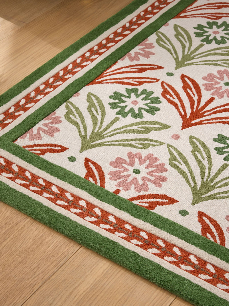 Nina Campbell Primrose Hill floral wool tufted rug (British brand)