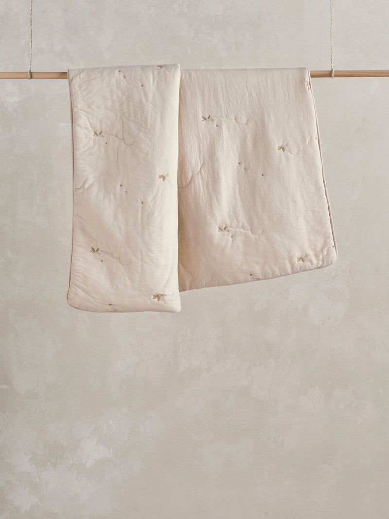 Mamas & Papas Duckling Wildflower 4 Tog Cot Quilt, imported from the UK