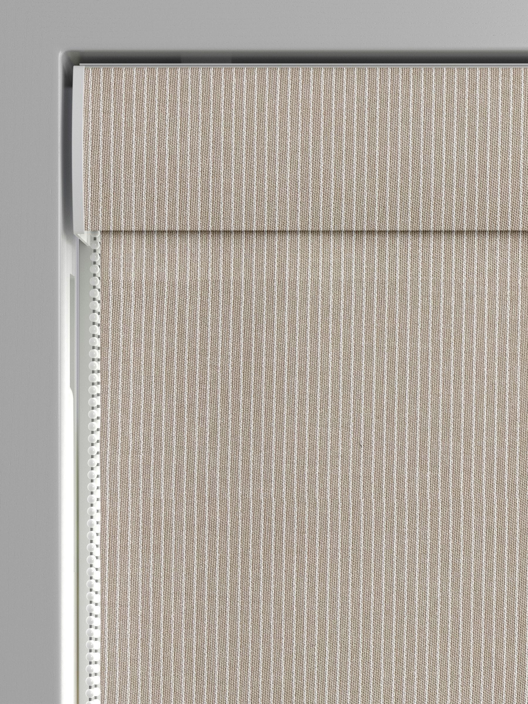 Next roman blind fawn natural coil - British product