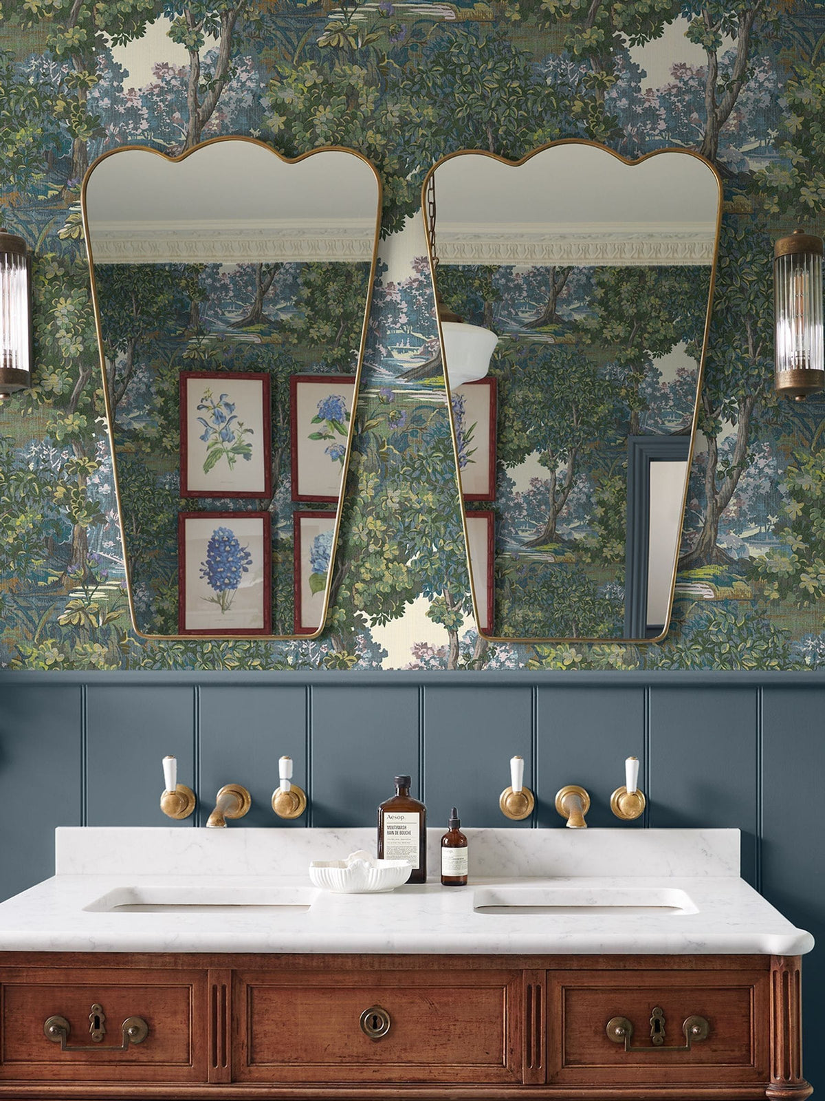 Graham & Brown Bodenham Heritage A4 wallpaper sample - British product
