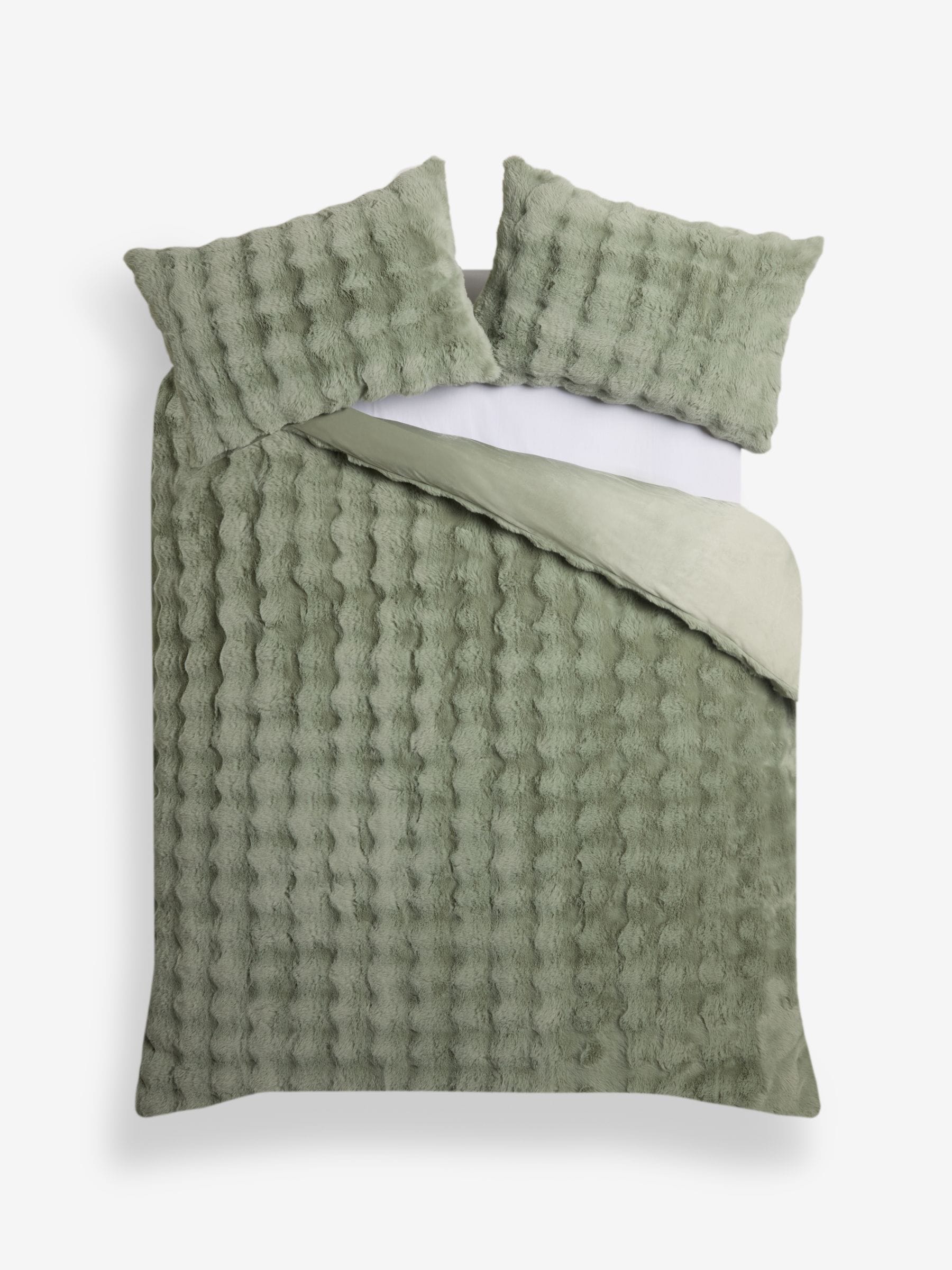 Green Aspen Faux Fur Duvet Cover and Pillowcase Set