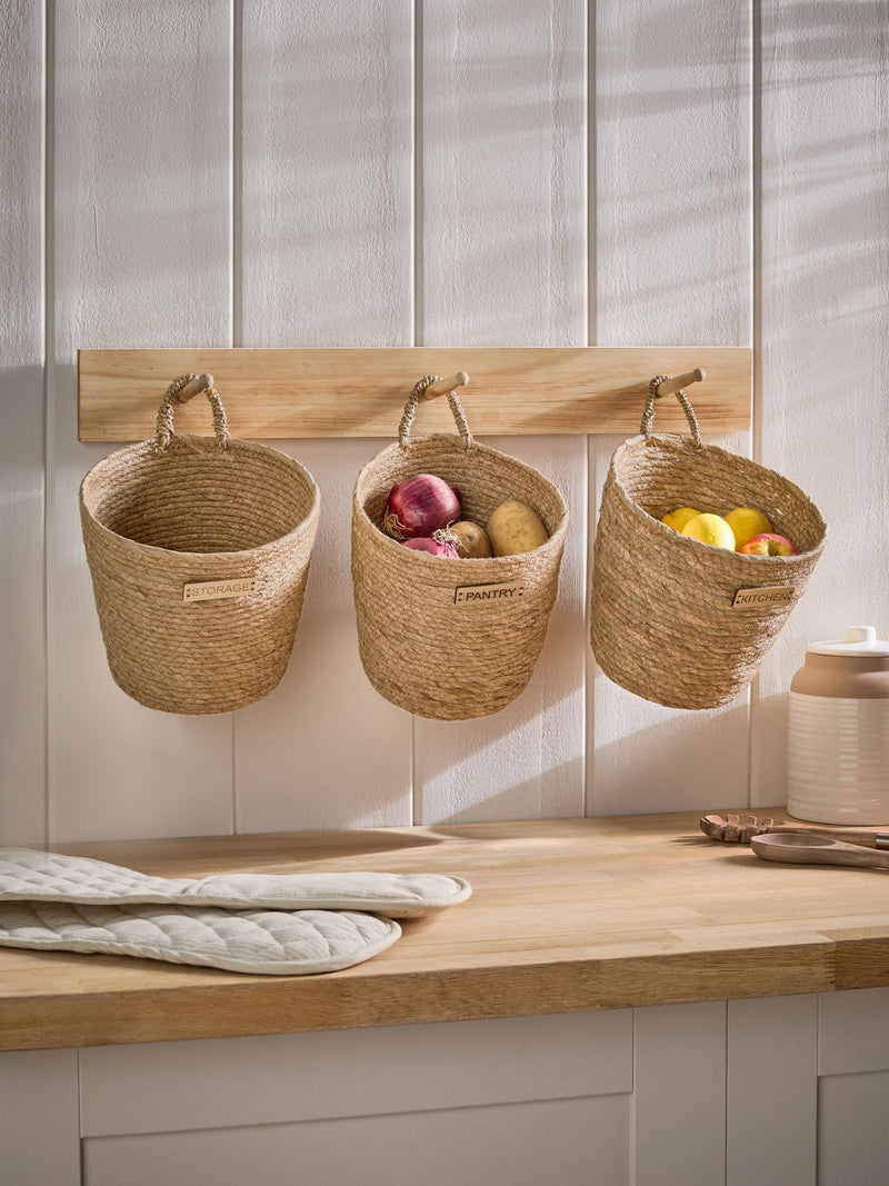 3 Pack Natural Wicker Hanging Storage Baskets with Hooks (British brand)
