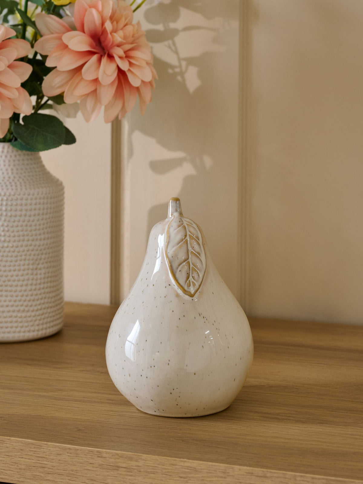 White speckled pear fruit ornament ceramic 15cm - British product