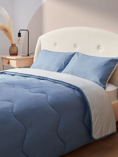 Silentnight 2.5 Tog Summer Breeze Seersucker Coverless Duvet Set