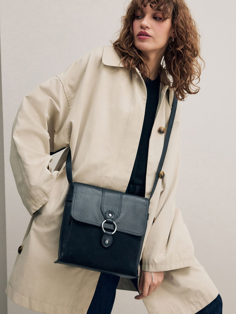 Black Leather Pocket Messenger Bag