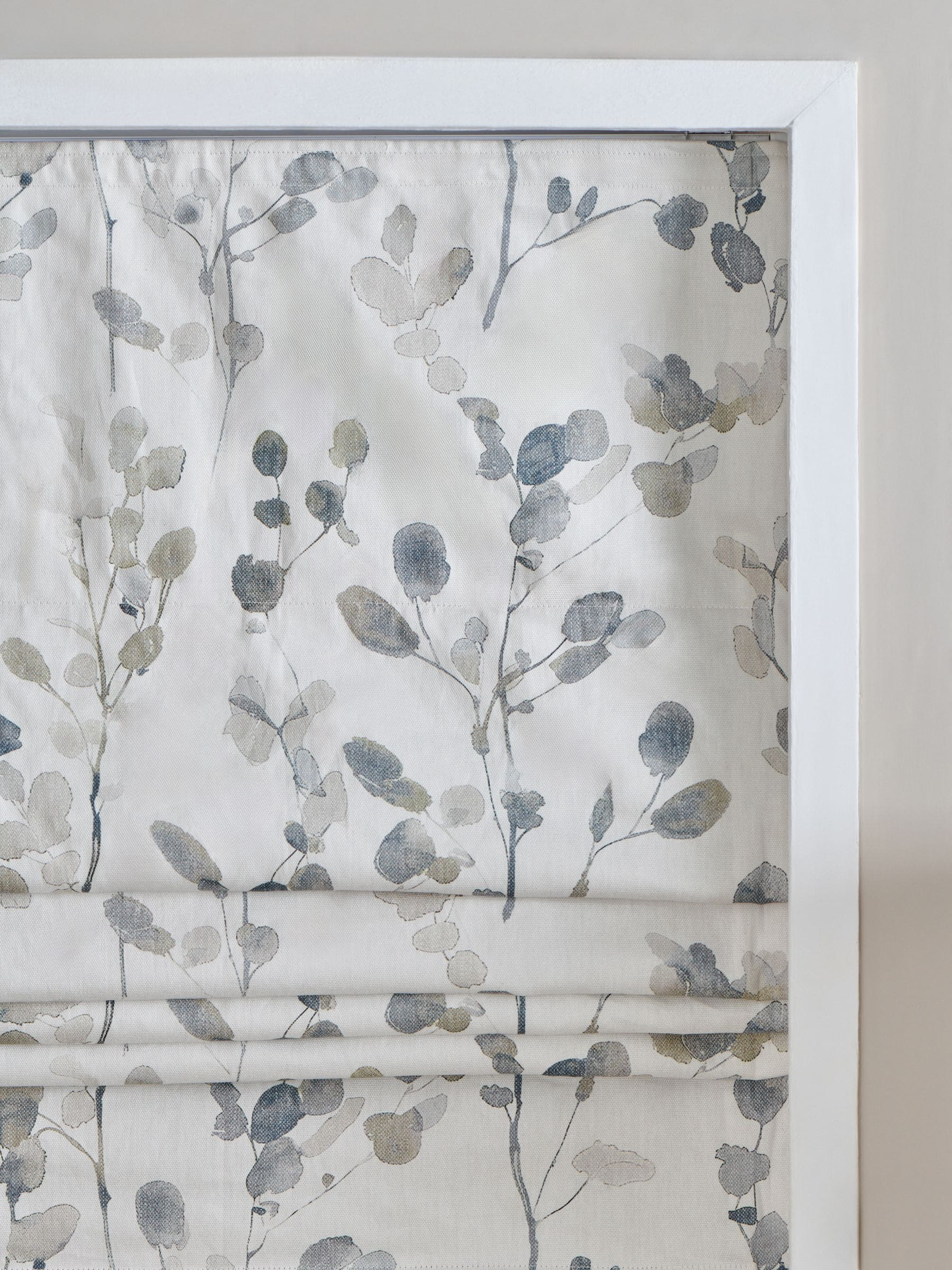 Roman blackout blind with Honesty Leaf floral print - British product
