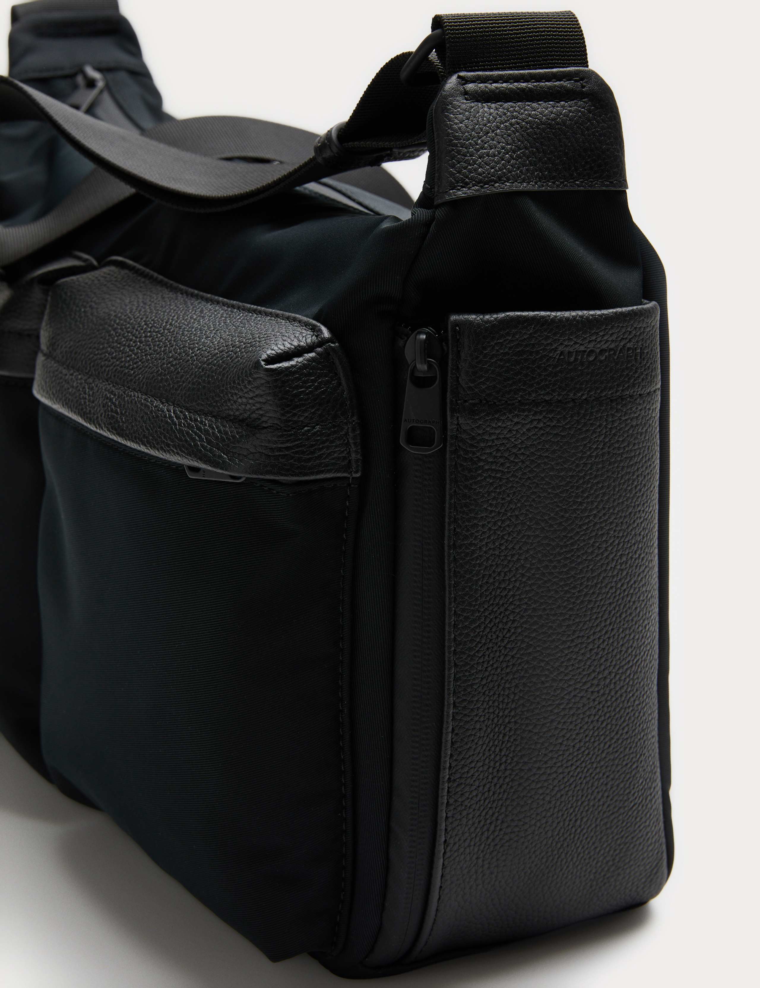 M&S Autograph adjustable messenger bag faux leather - British product