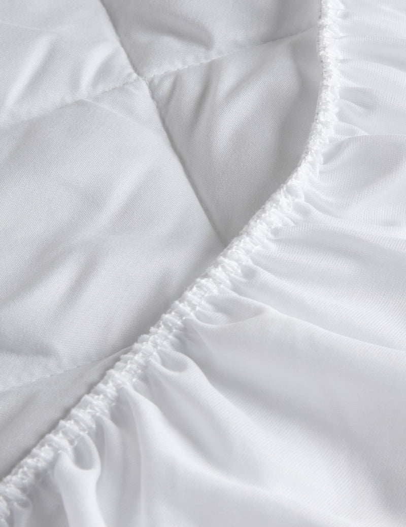 Advanced Allergy Protection Extra Deep Mattress Protector - British product