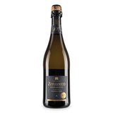 Alcohol-free sparkling white wine with fruity notes (British brand)