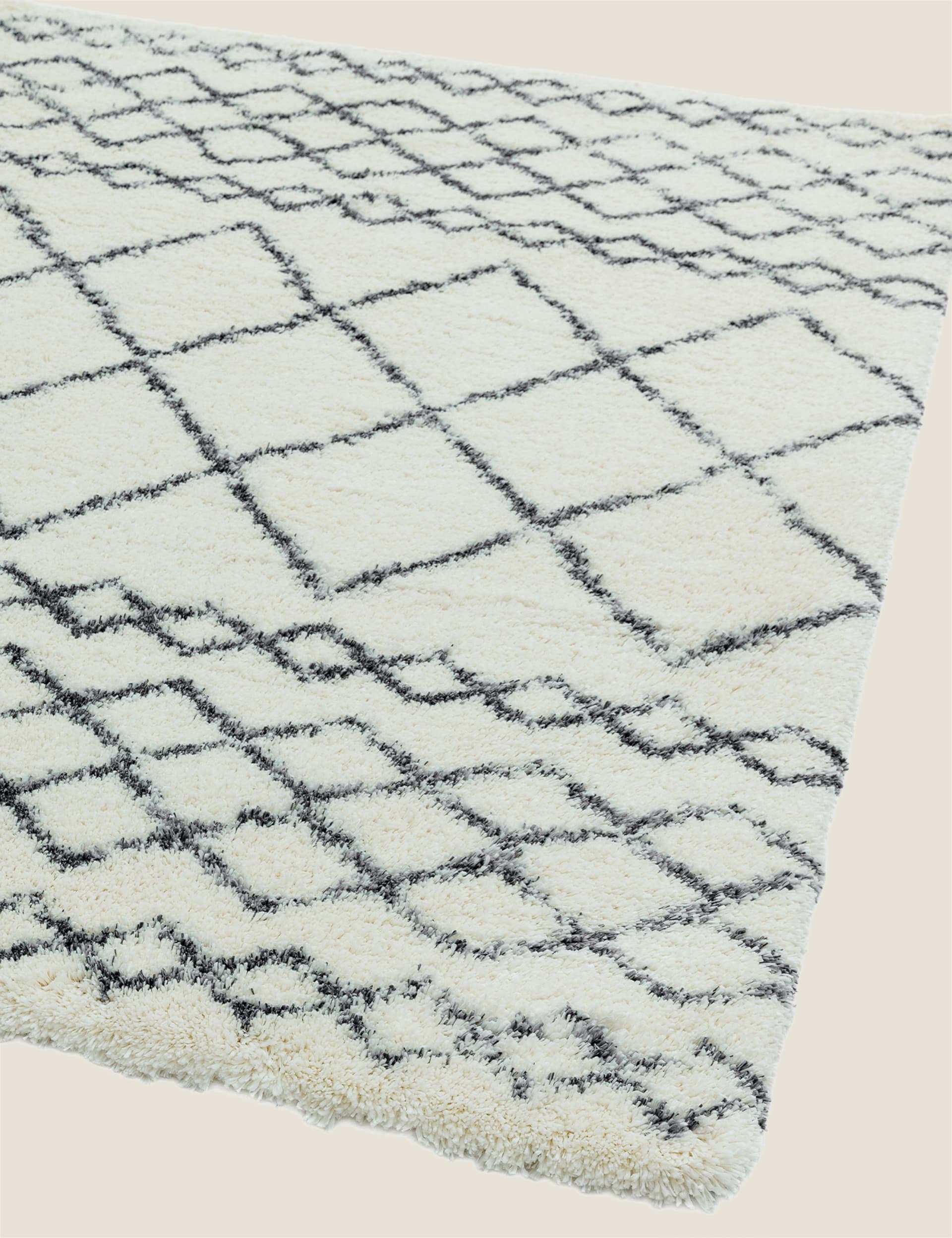 Alto Rug geometric area rug 160x230 cm (British brand)