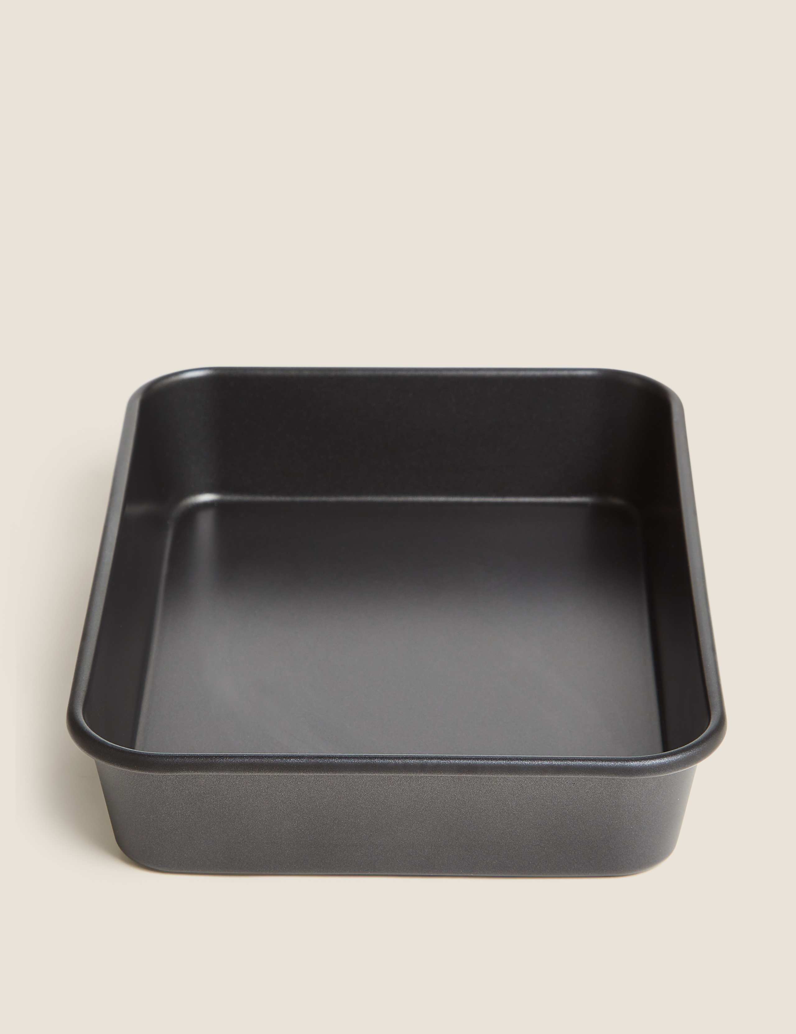 Aluminised steel 35cm large roaster - British product