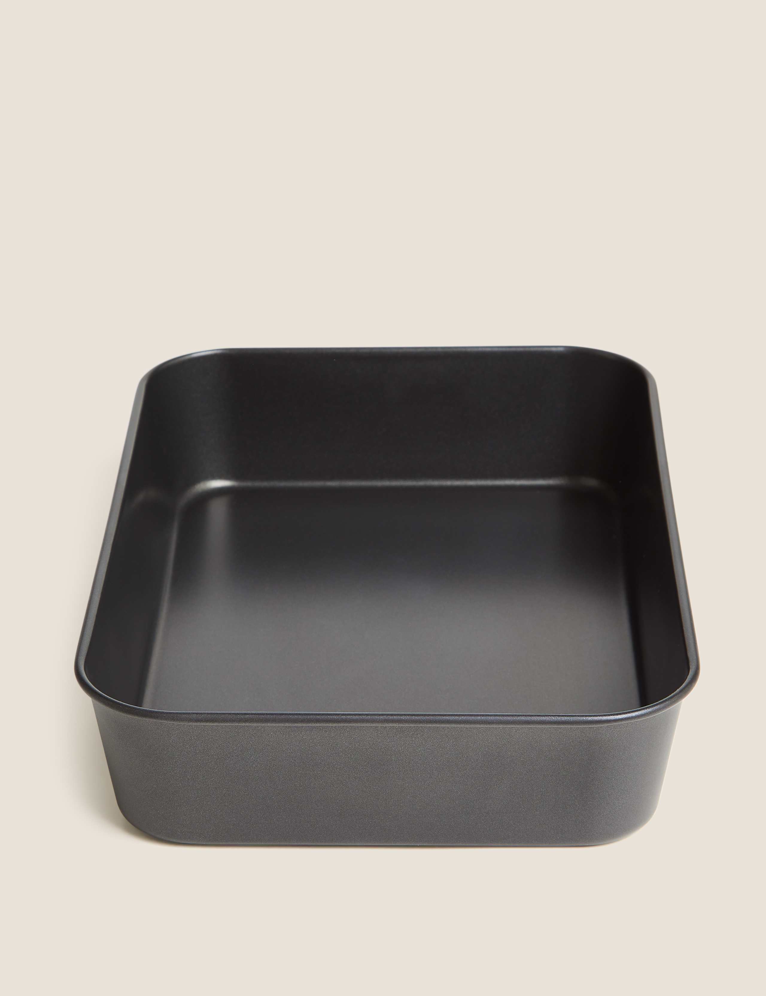 Aluminised steel roaster 39cm, imported from the UK