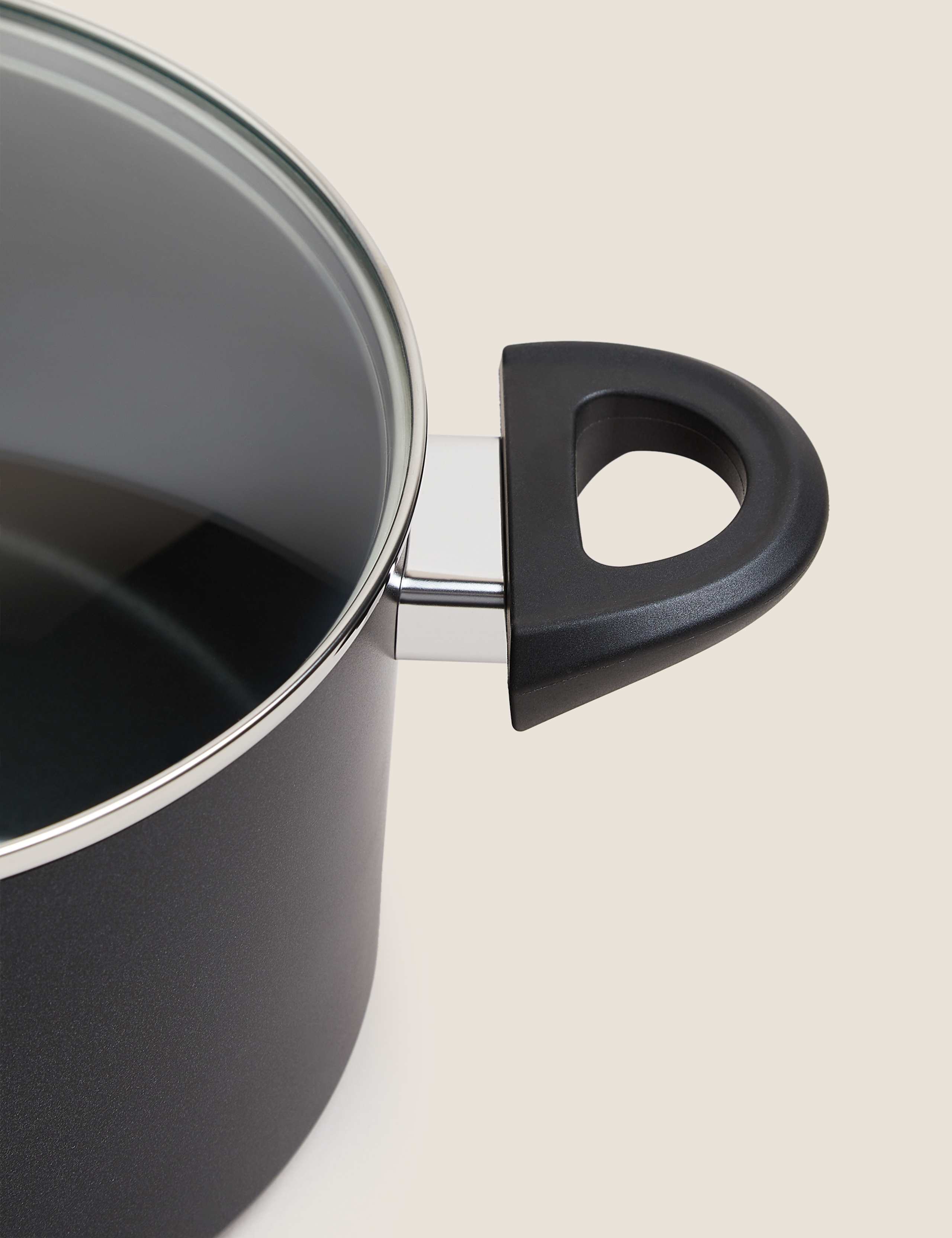 Aluminium stock pot 24cm non-stick with glass lid - British product