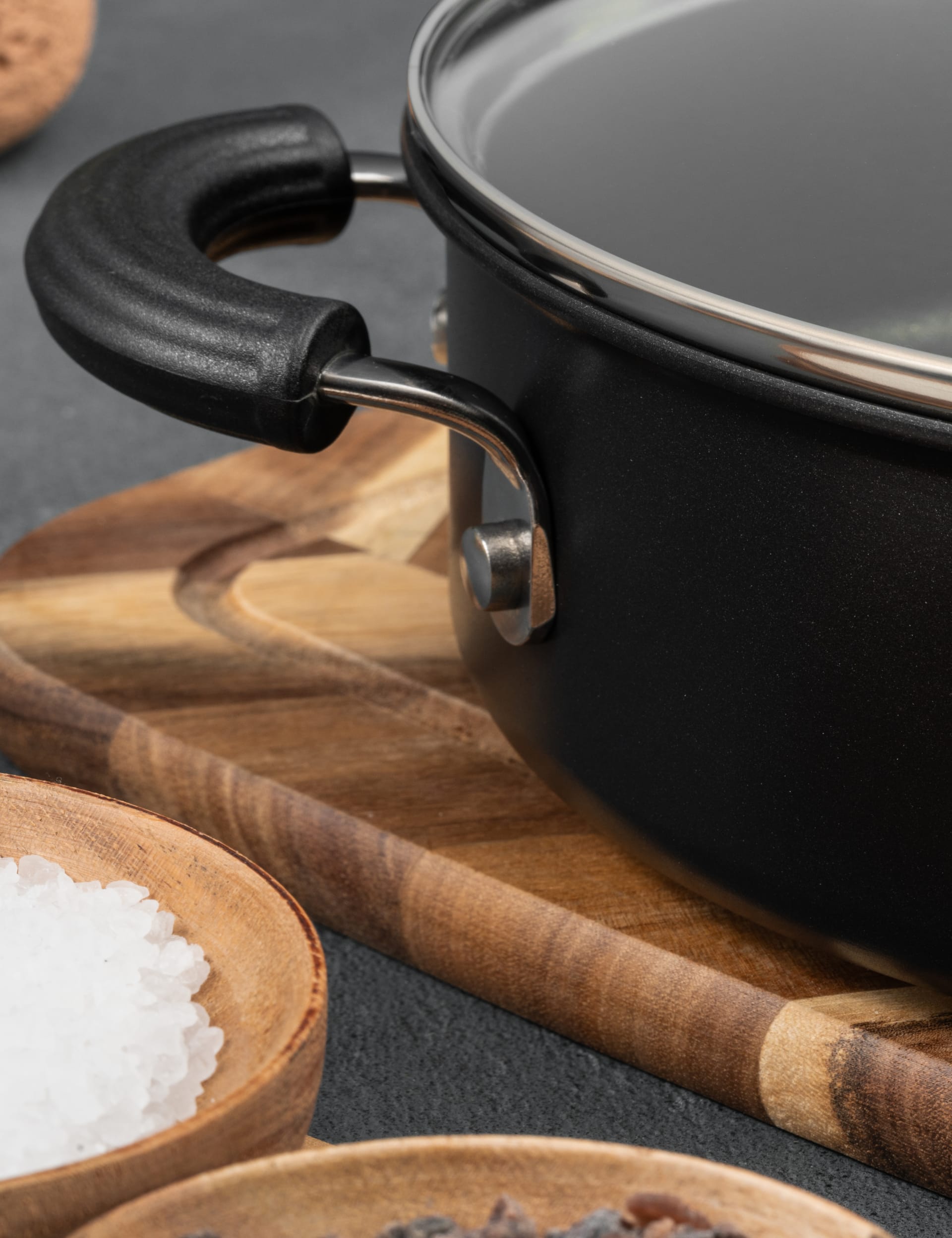 Circulon 28cm sauté pan hard-anodised non-stick, imported from the UK