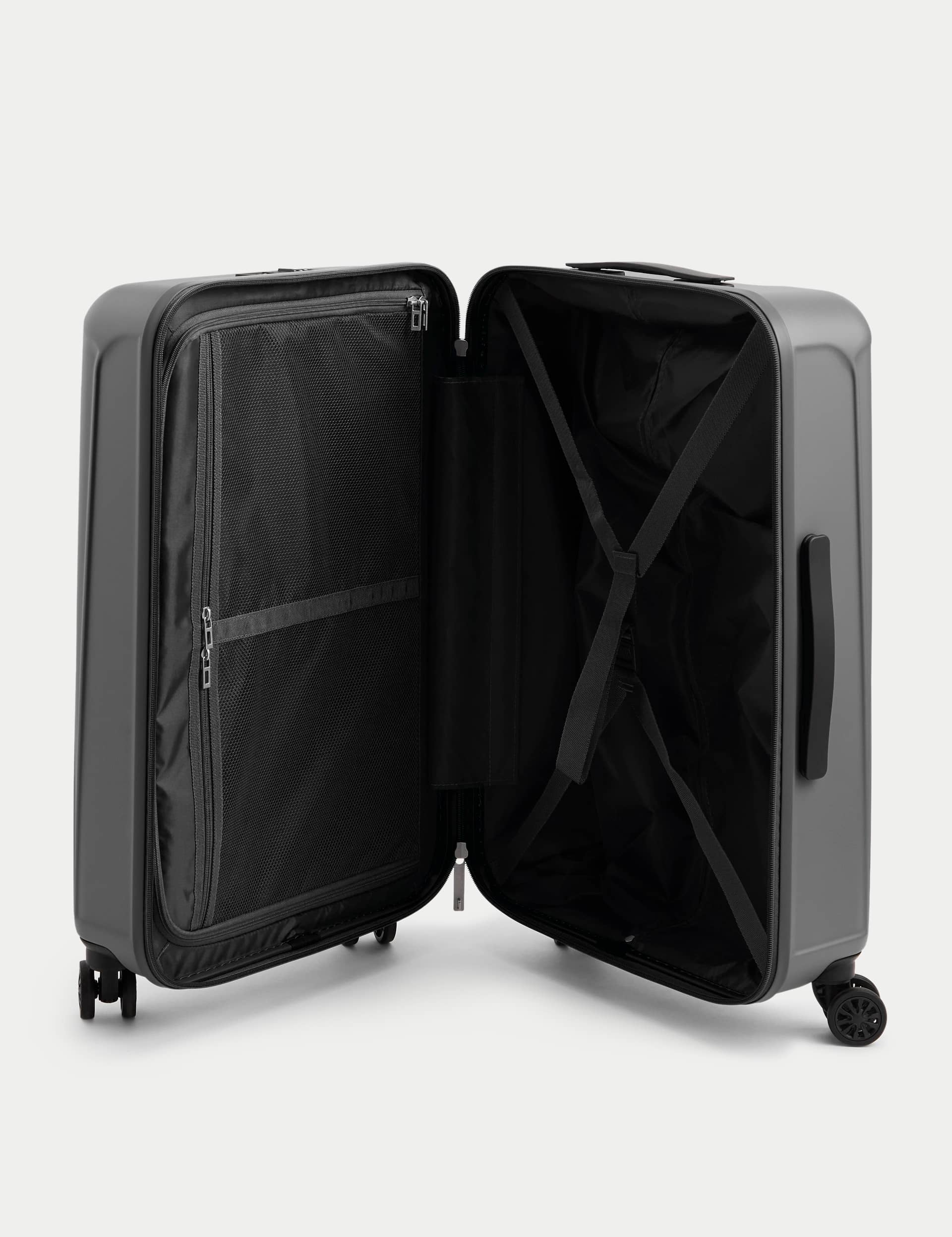 Amalfi 4 wheel hard shell medium suitcase - British product