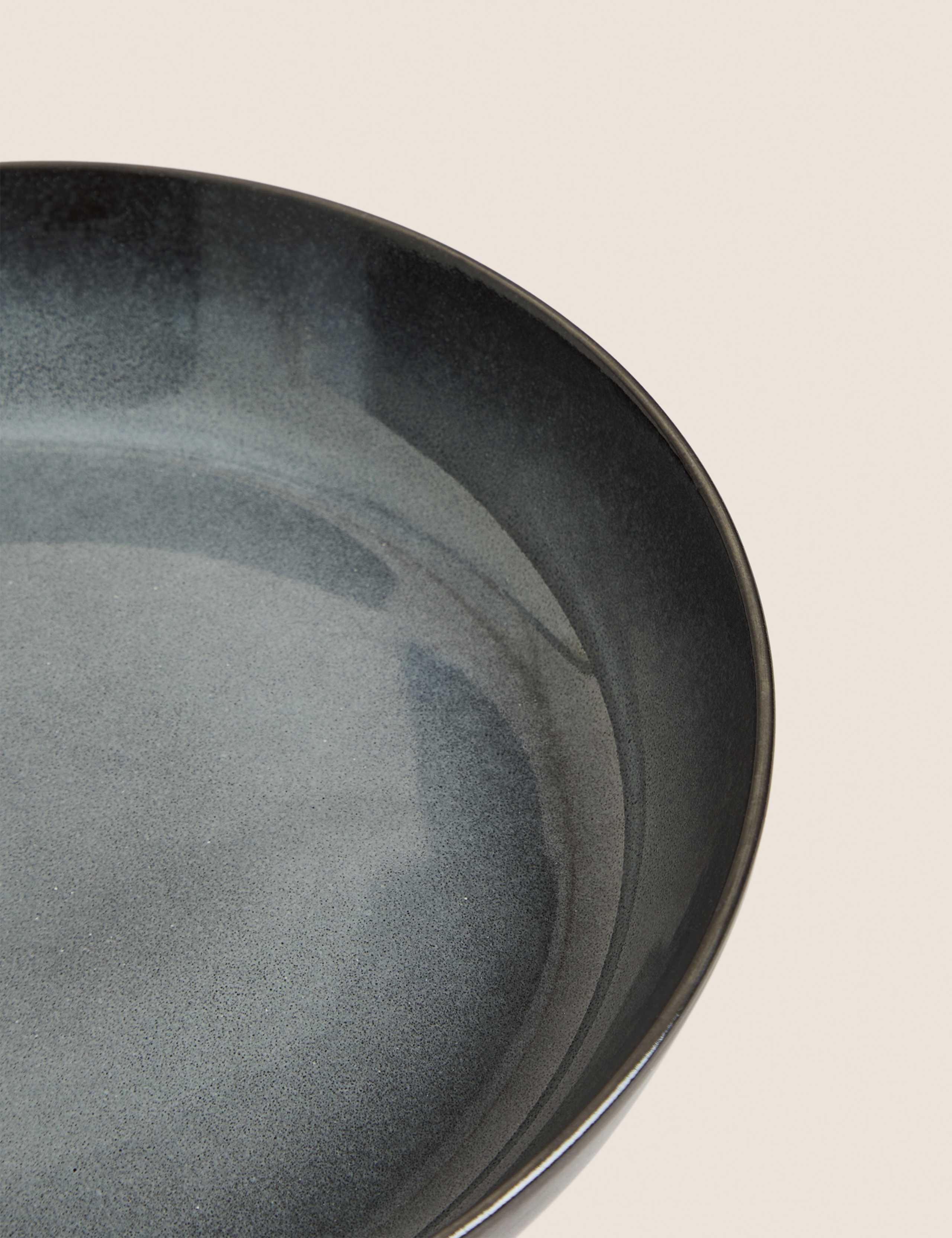 Amberley reactive pasta bowl 23 cm - British product