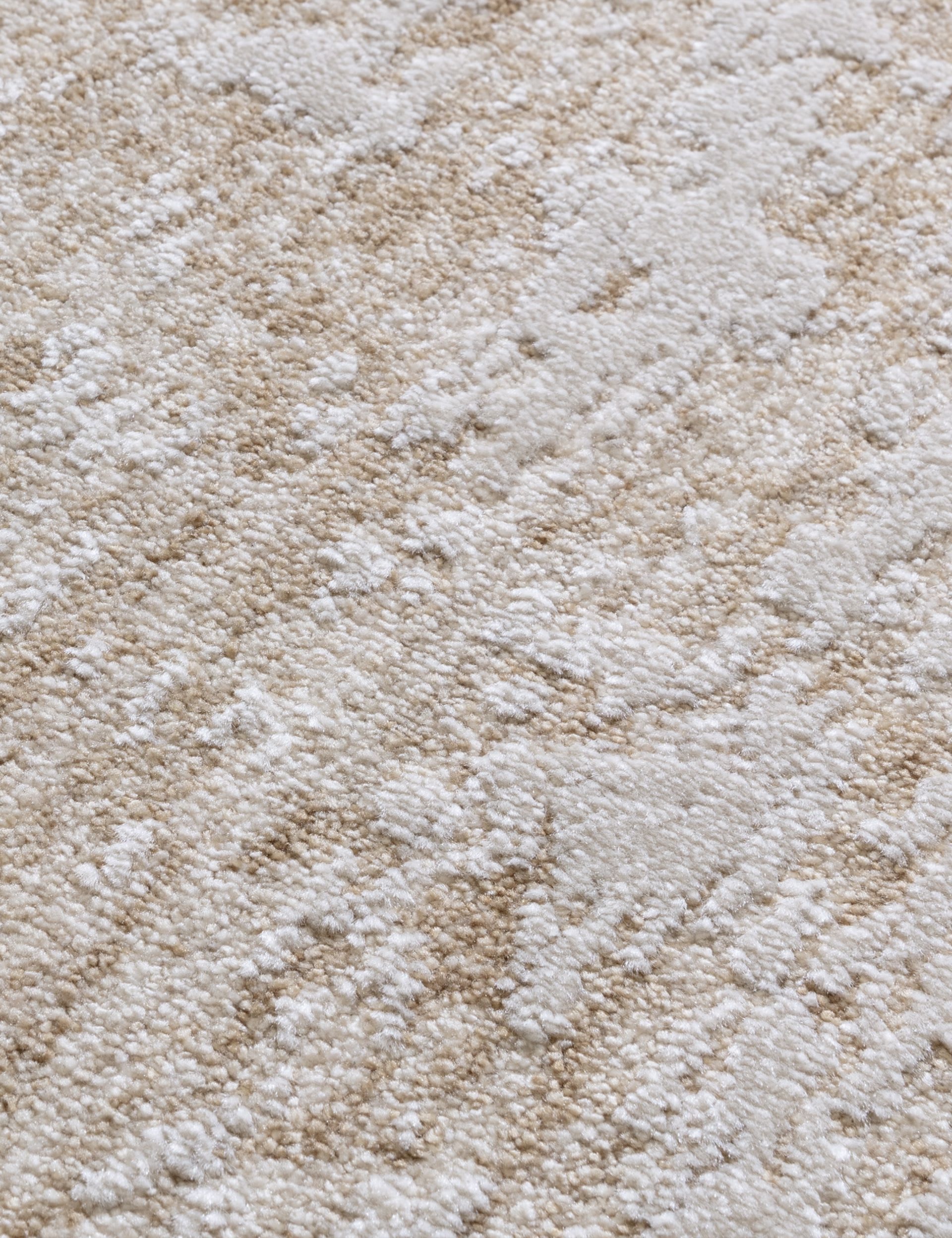 Asiatic Anders AN04 rug, imported from the UK