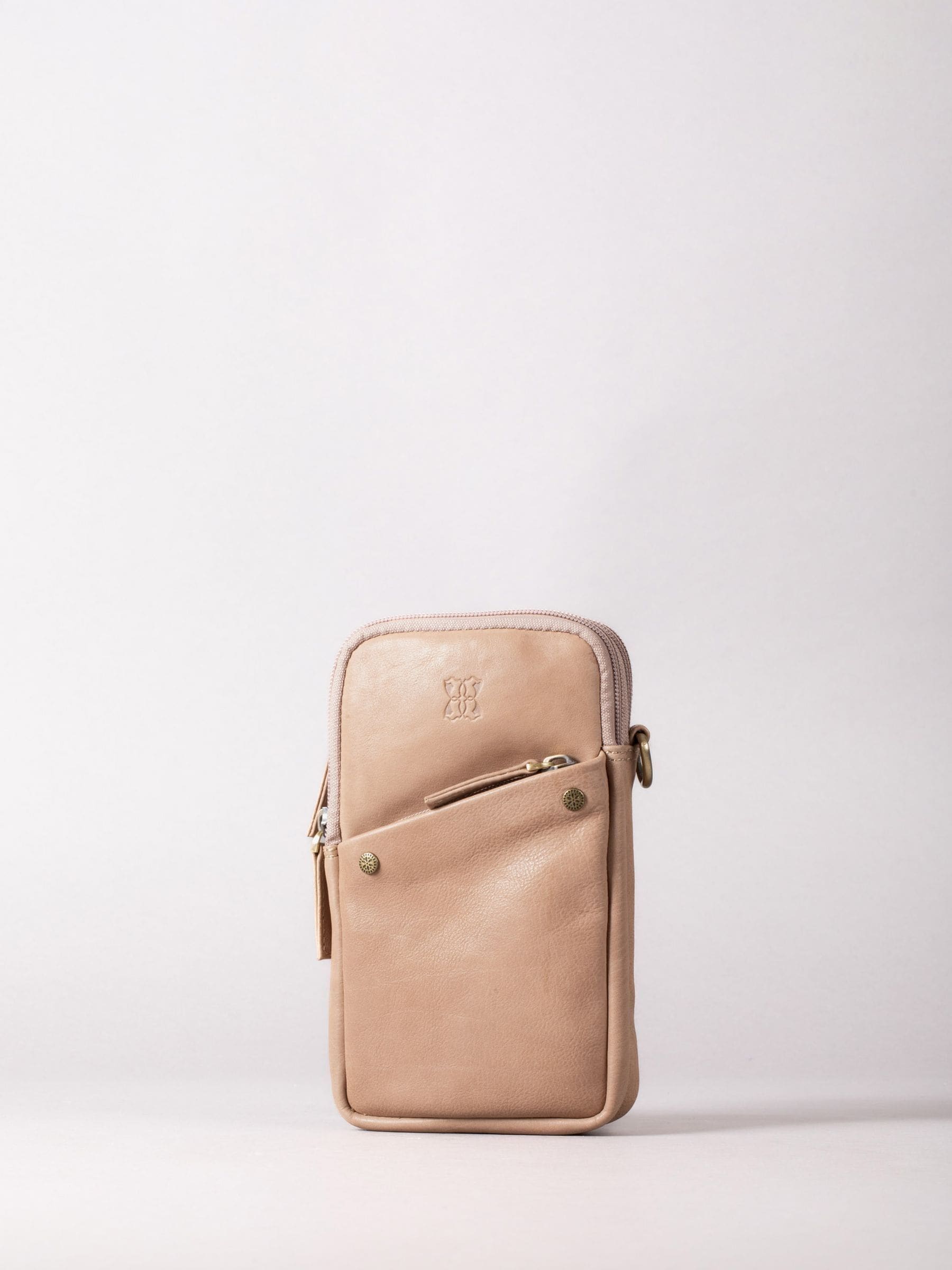 Lakeland Leather Taupe Harstone Travel Bag, imported from the UK