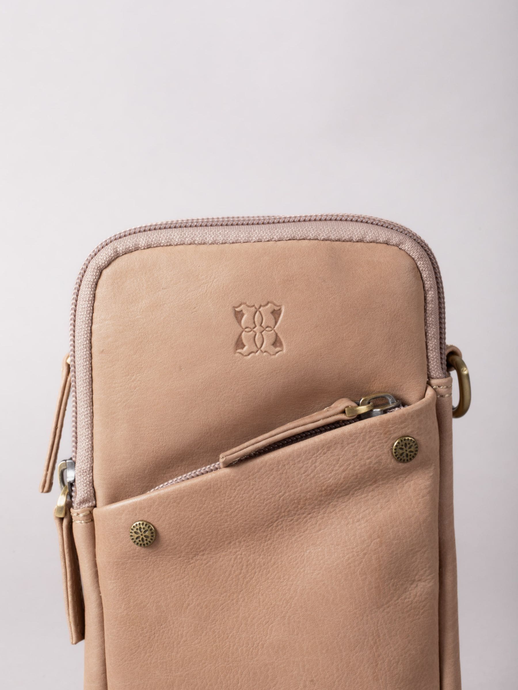 Lakeland Leather Taupe Harstone Travel Bag, imported from the UK
