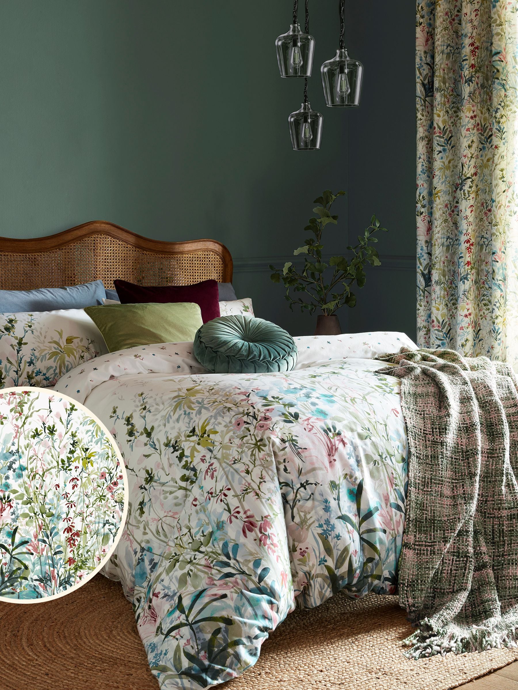 Laura Ashley Pointon Fields duvet cover set in cotton sateen, UK version
