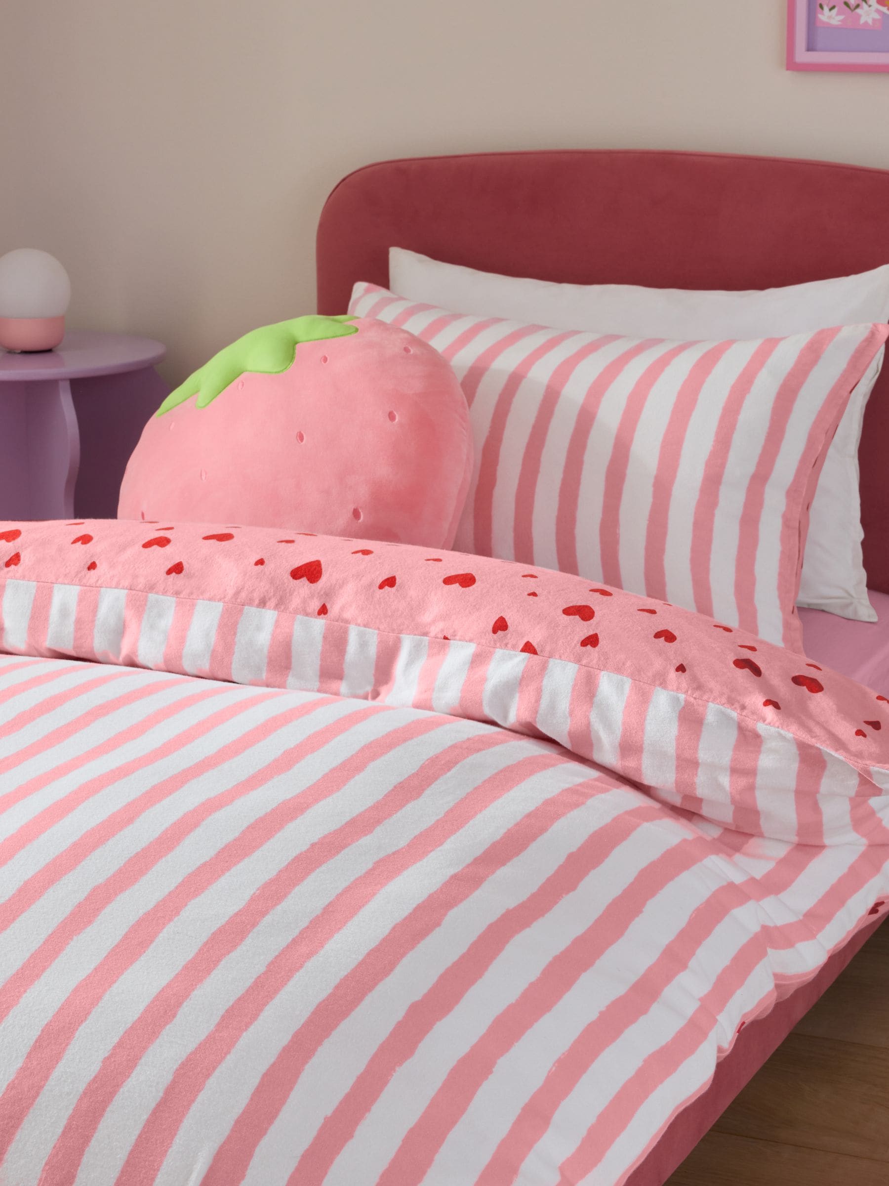 Pink red hearts duvet cover and pillowcase set, imported from the UK